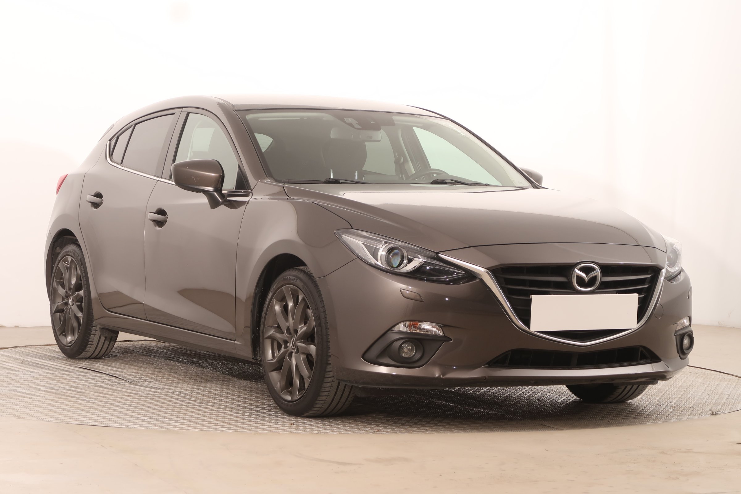 Mazda 3 2.0 Skyactiv-G Hatchback 2016 - 1
