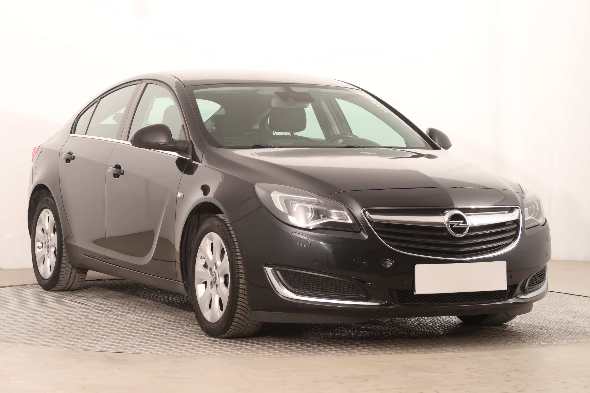 Opel Insignia 1.6 CDTI Sedan 2015 - 1