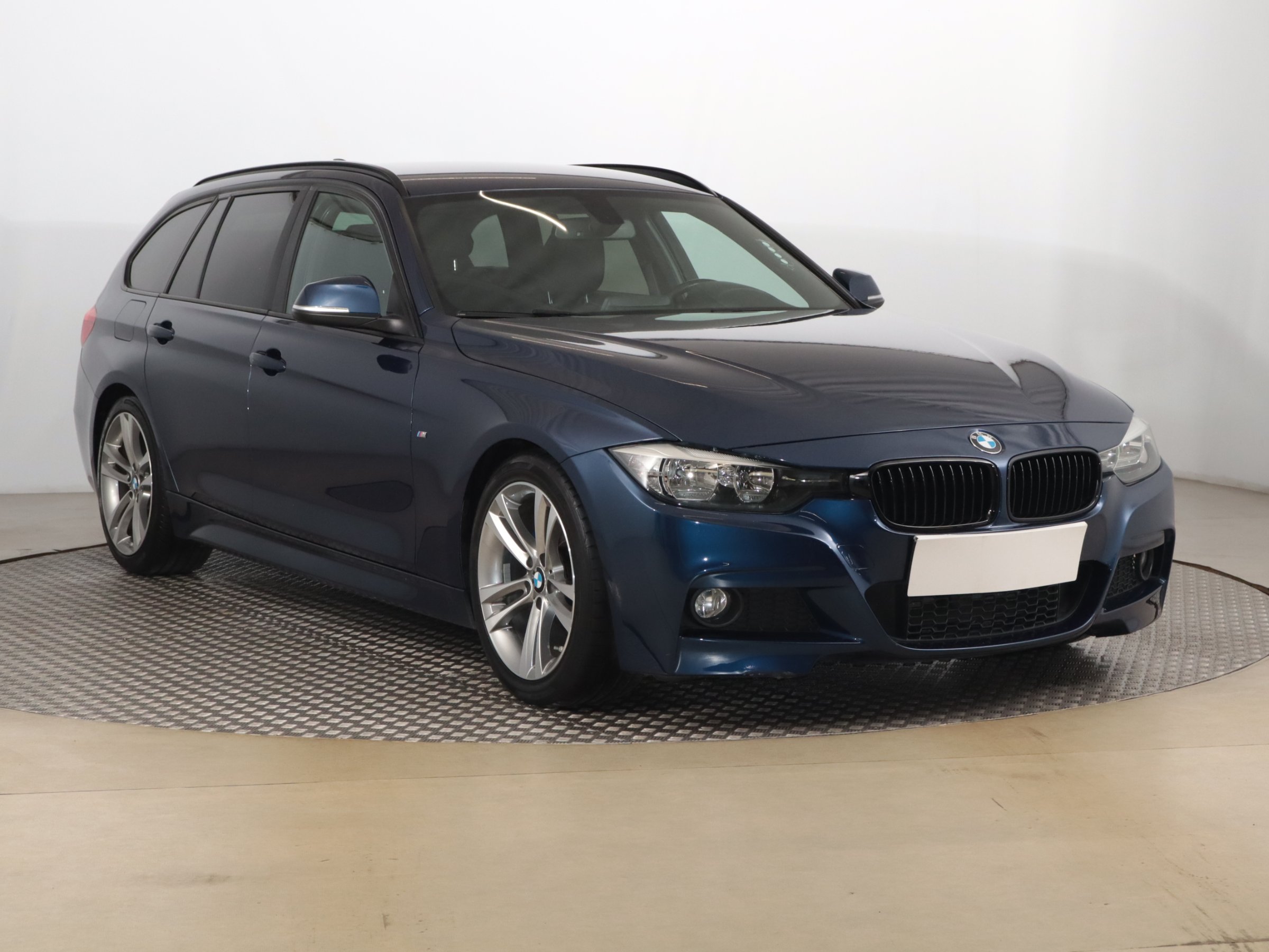 BMW 3 320d M Sport Kombi 2016 - 1