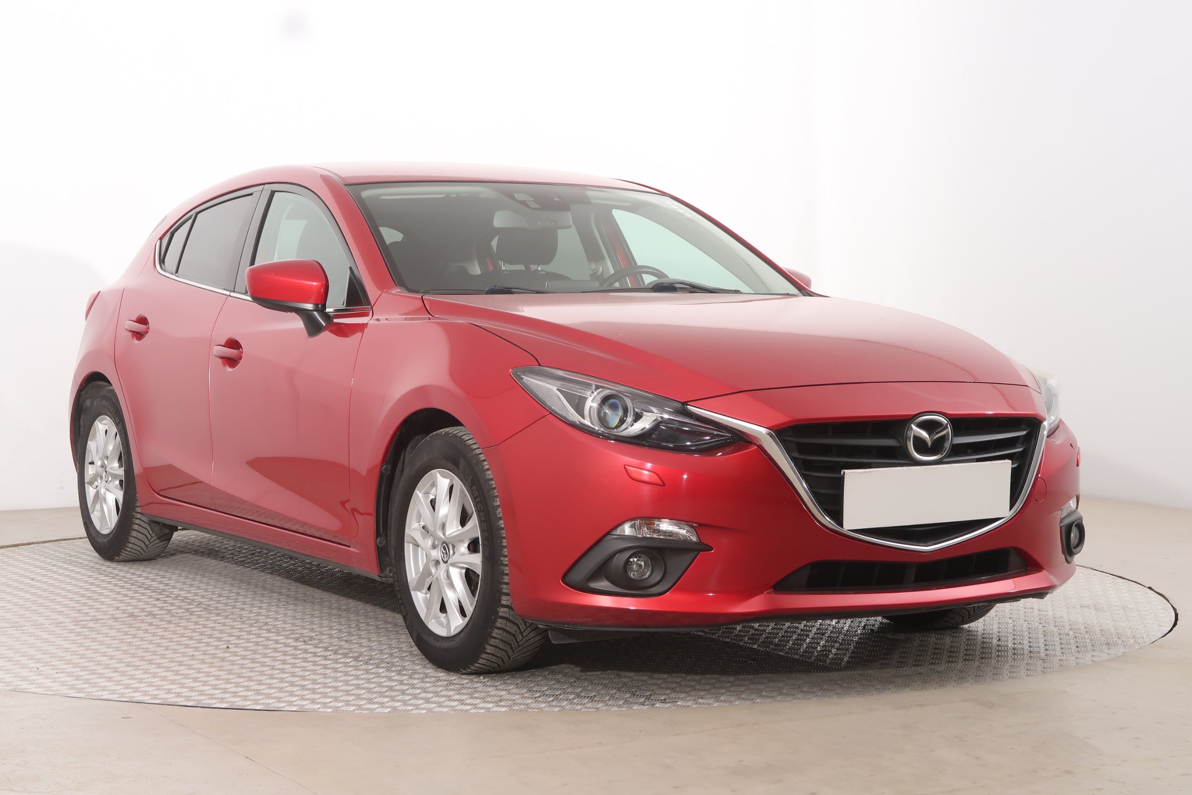 Mazda 3 2.0 Skyactiv-G Hatchback 2015 - 1