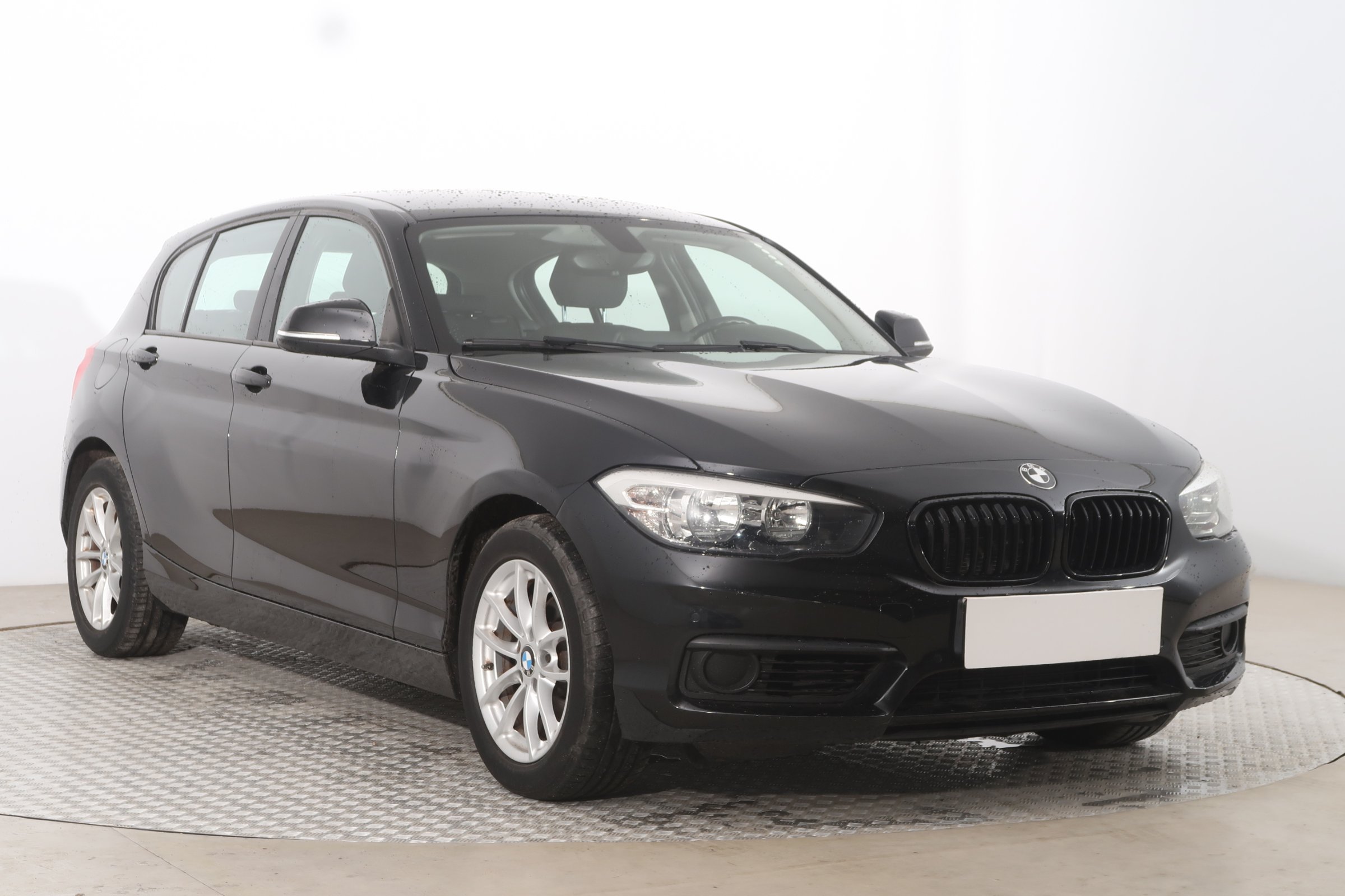 BMW 1 118i Hatchback 2016 - 1