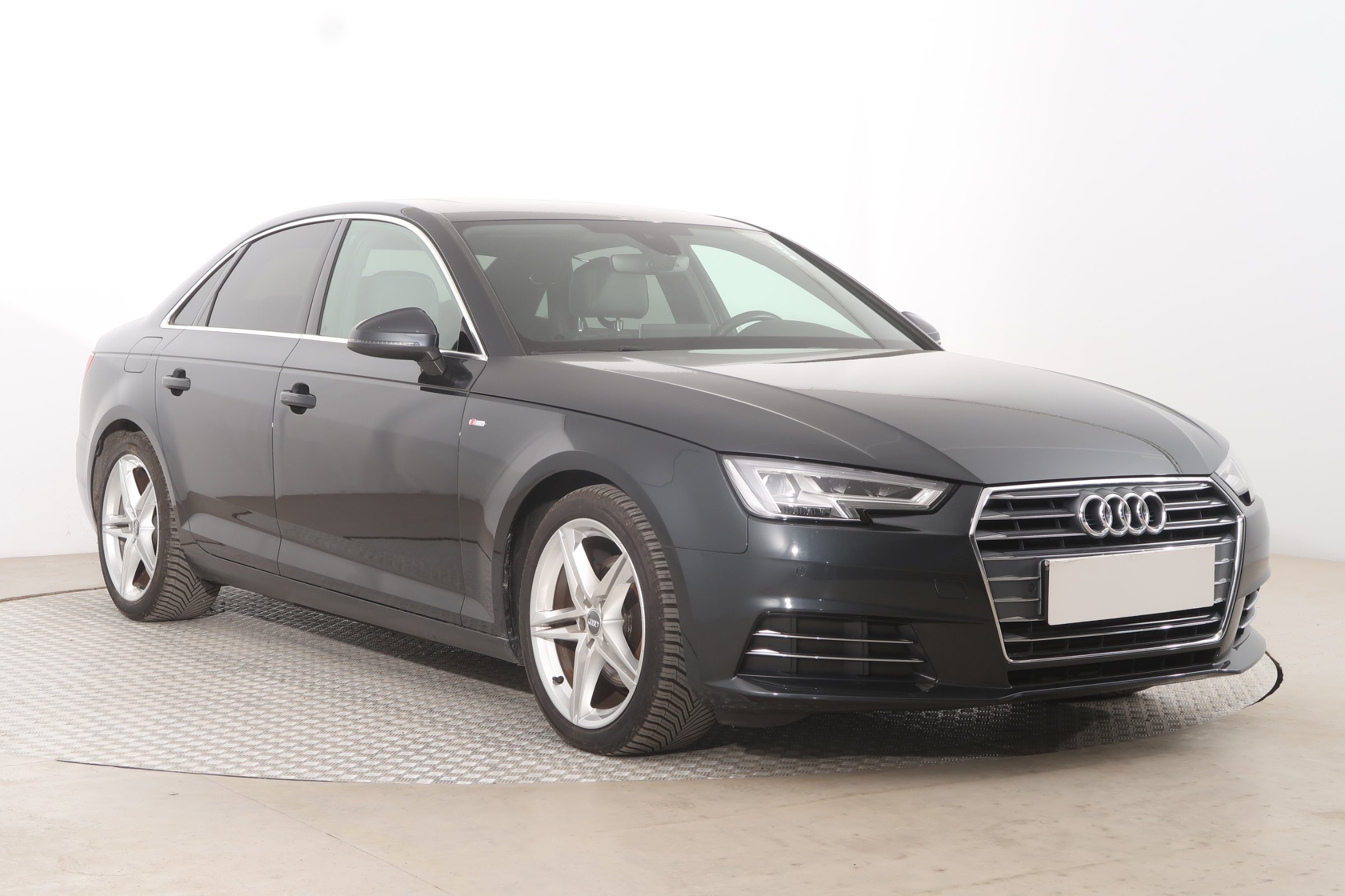 Audi A4 S line 2.0 TFSI Sedan 2016 - 1