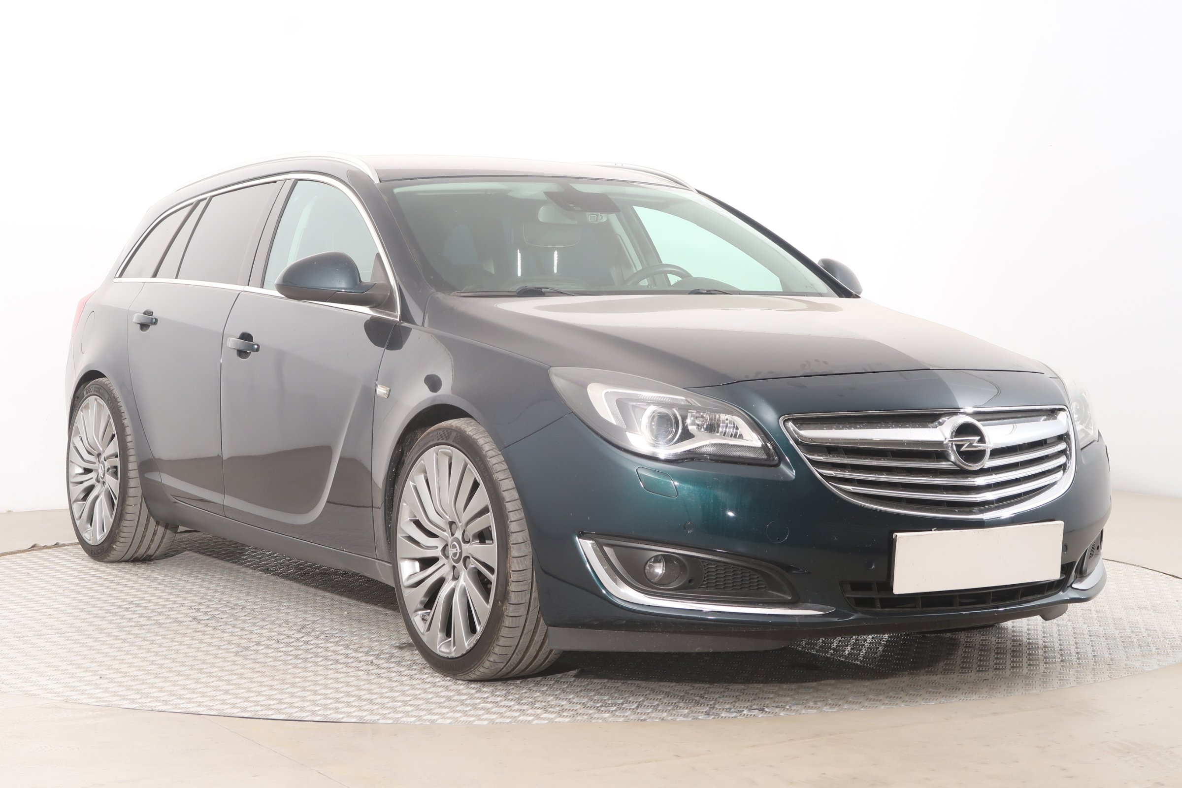 Opel Insignia 1.6 Turbo Wagon 2014 - 1