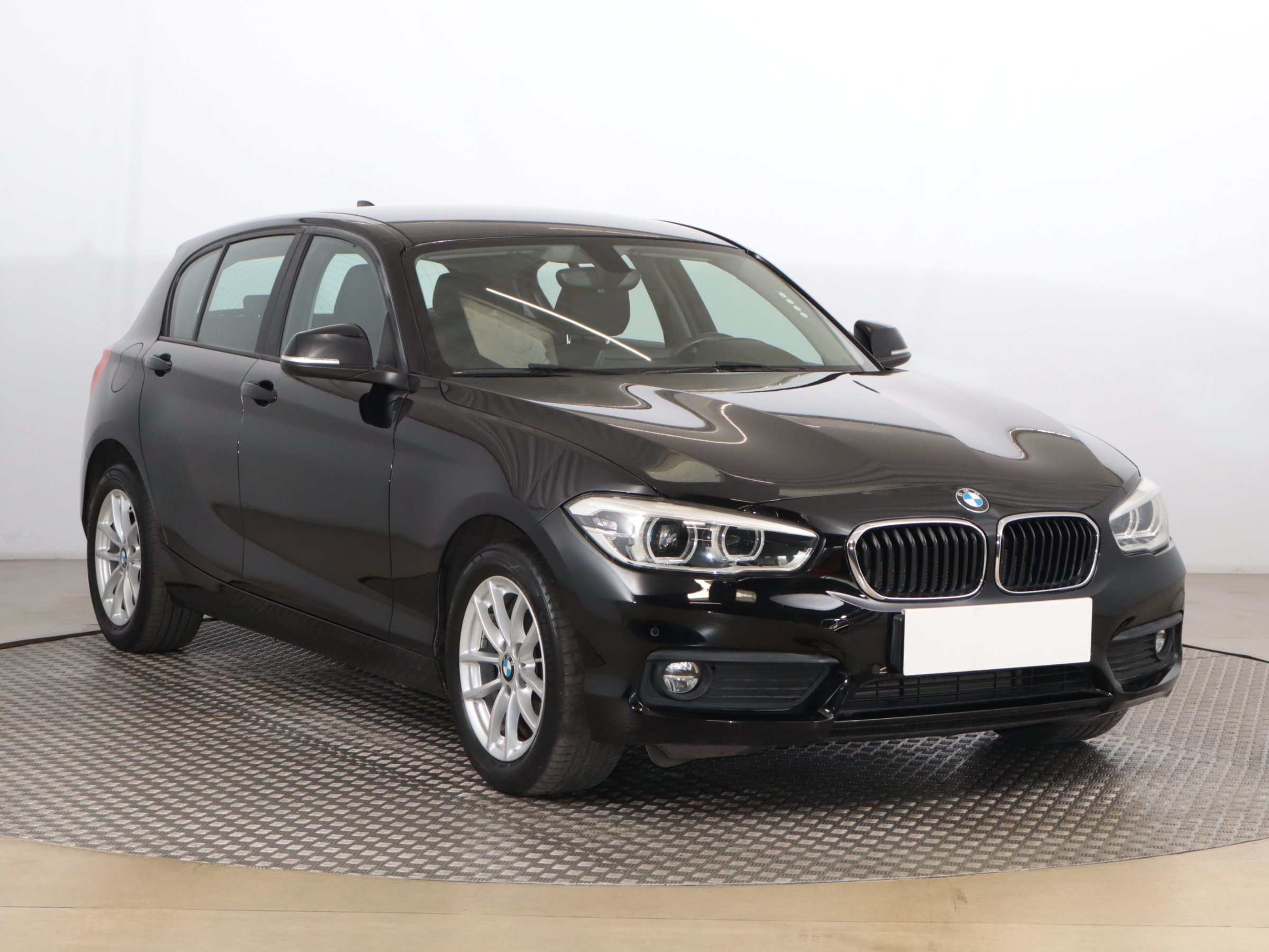 BMW 1 116i Hatchback 2017 - 1