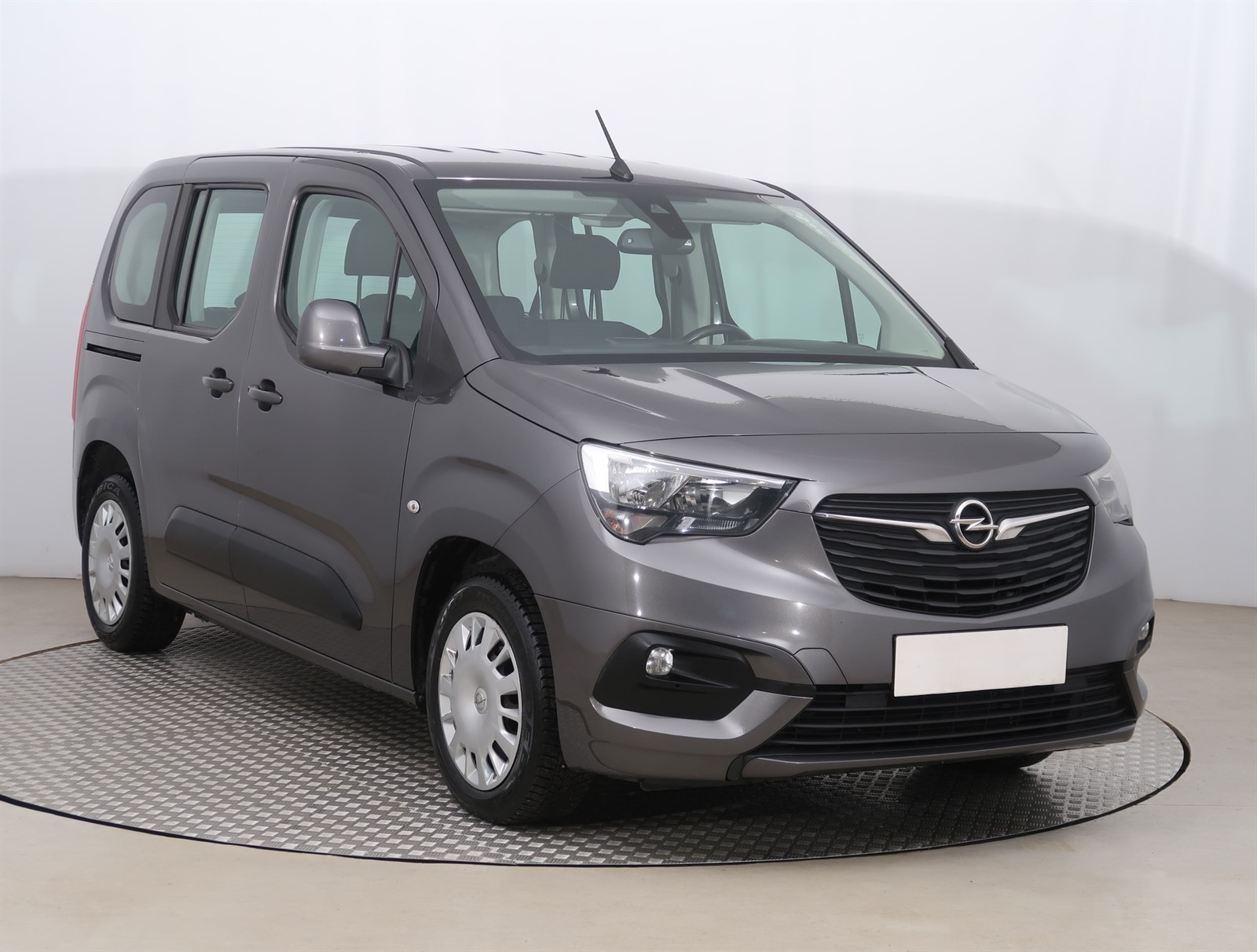 Opel Combo  Pickup 2018 - 1