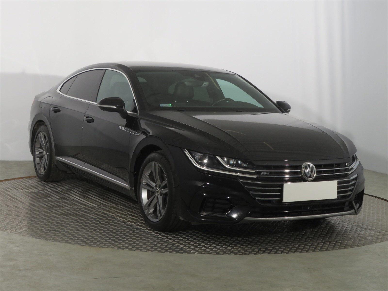 Volkswagen Arteon 2.0 TSI Sedan 2017 - 1