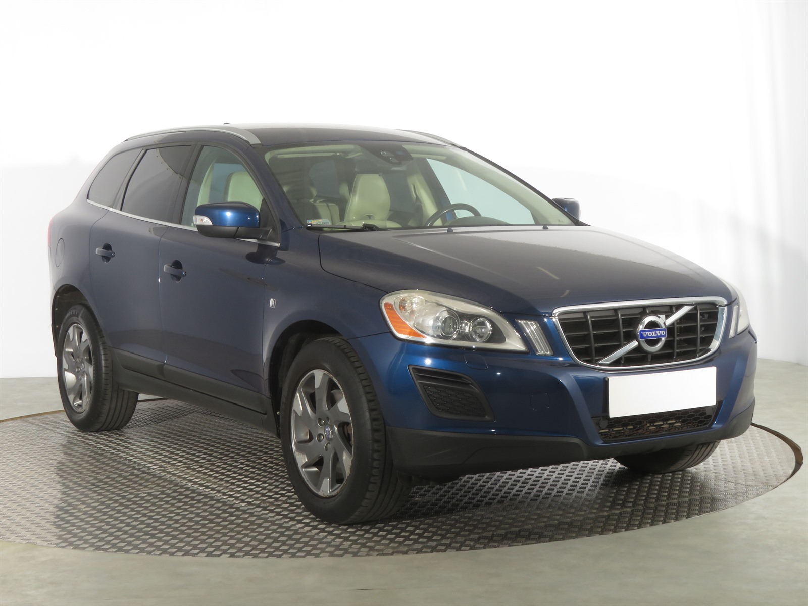 Volvo XC60 2.4 D5 AWD SUV 2012 - 1