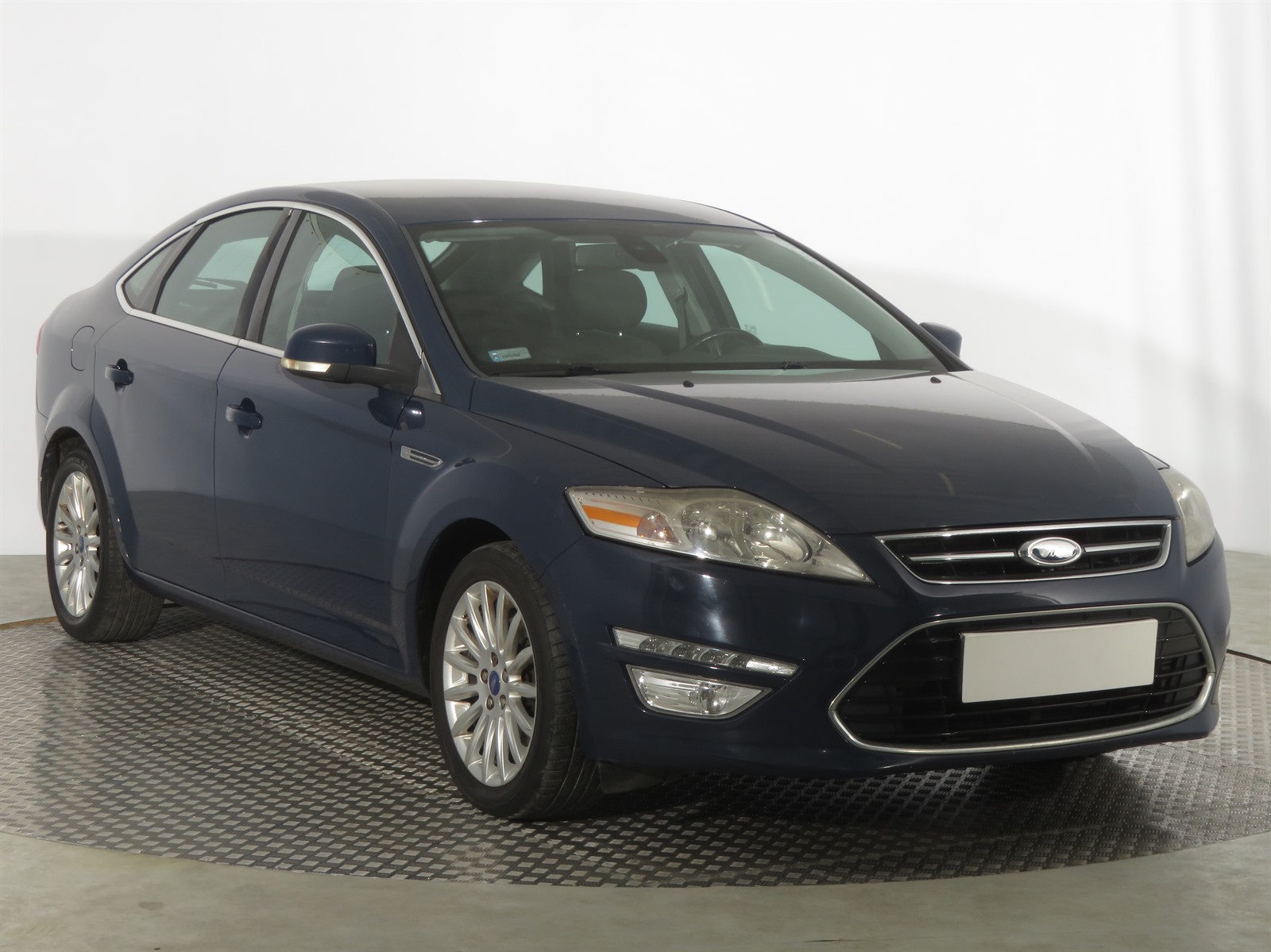 Ford Mondeo 1.6 EcoBoost Hatchback 2011 - 1