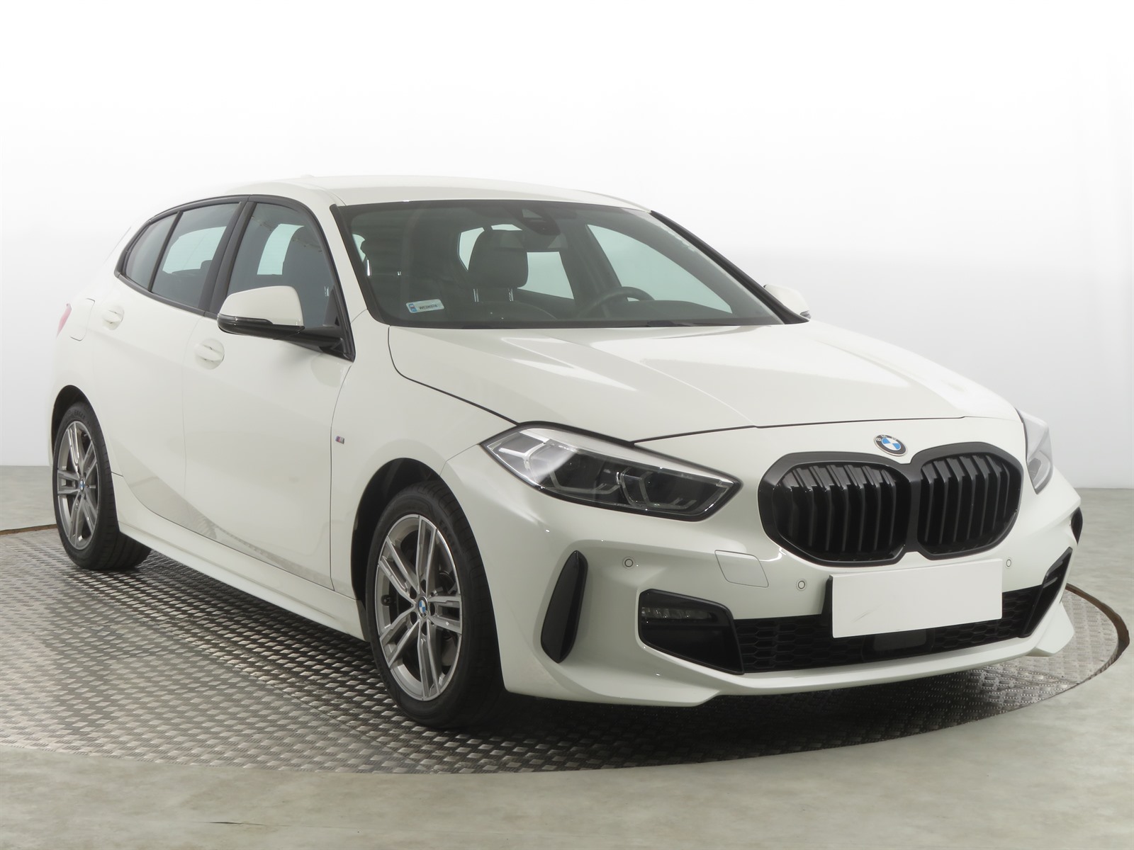 BMW 1 118i Hatchback 2020 - 1