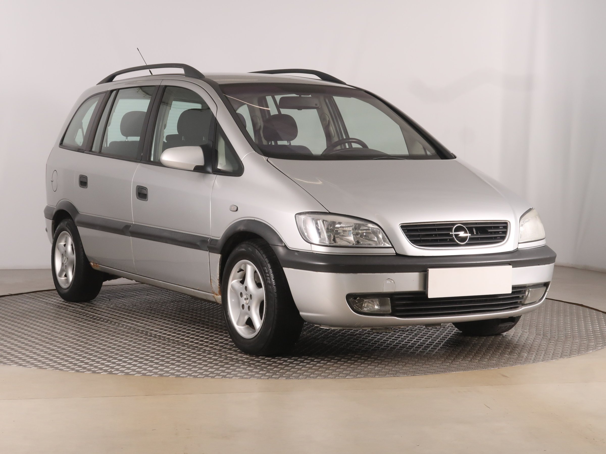 Opel Zafira 2.0 DTI SUV 2002 - 1