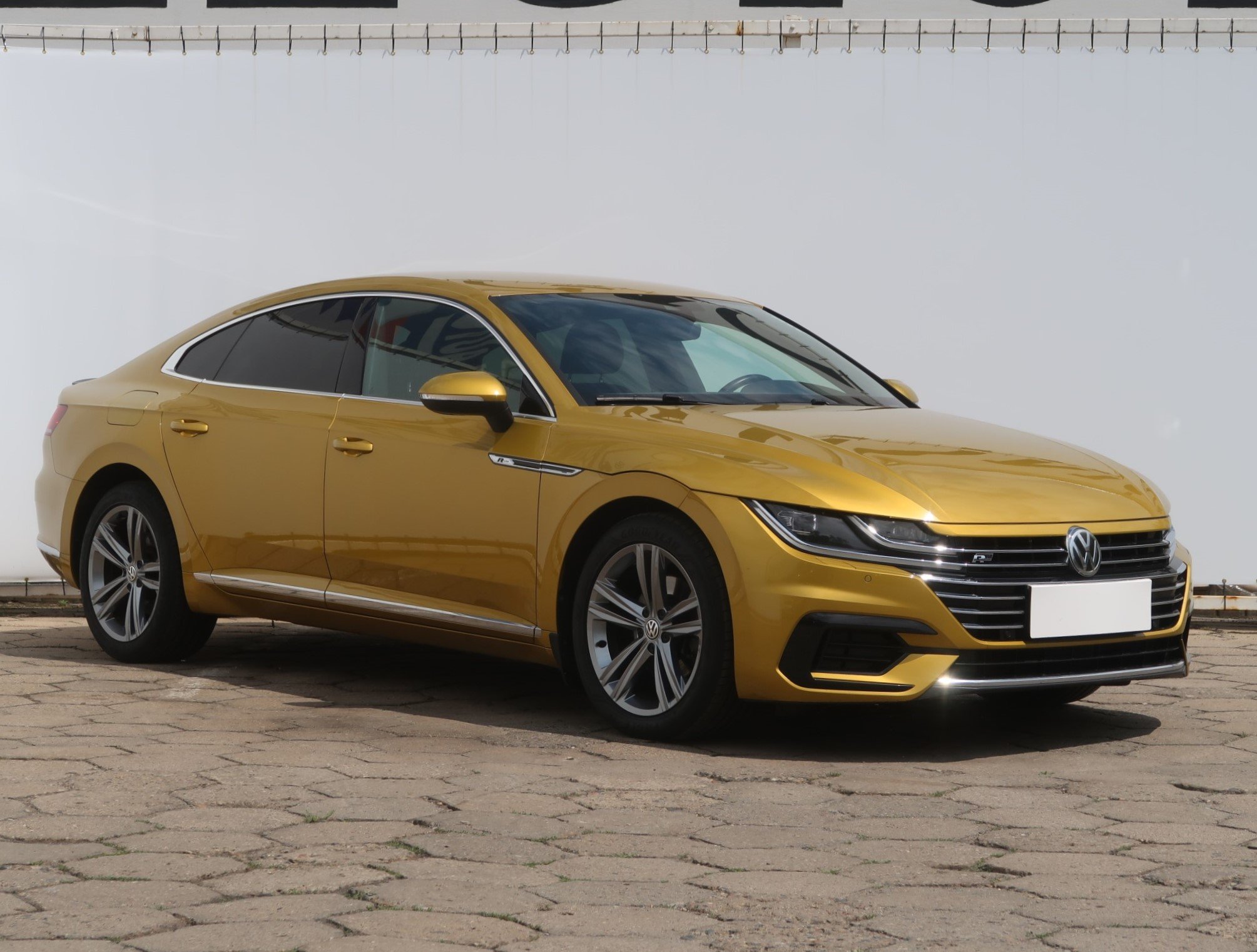 Volkswagen Arteon R-Line 2.0 TDI 4Motion Sedan 2018 - 1