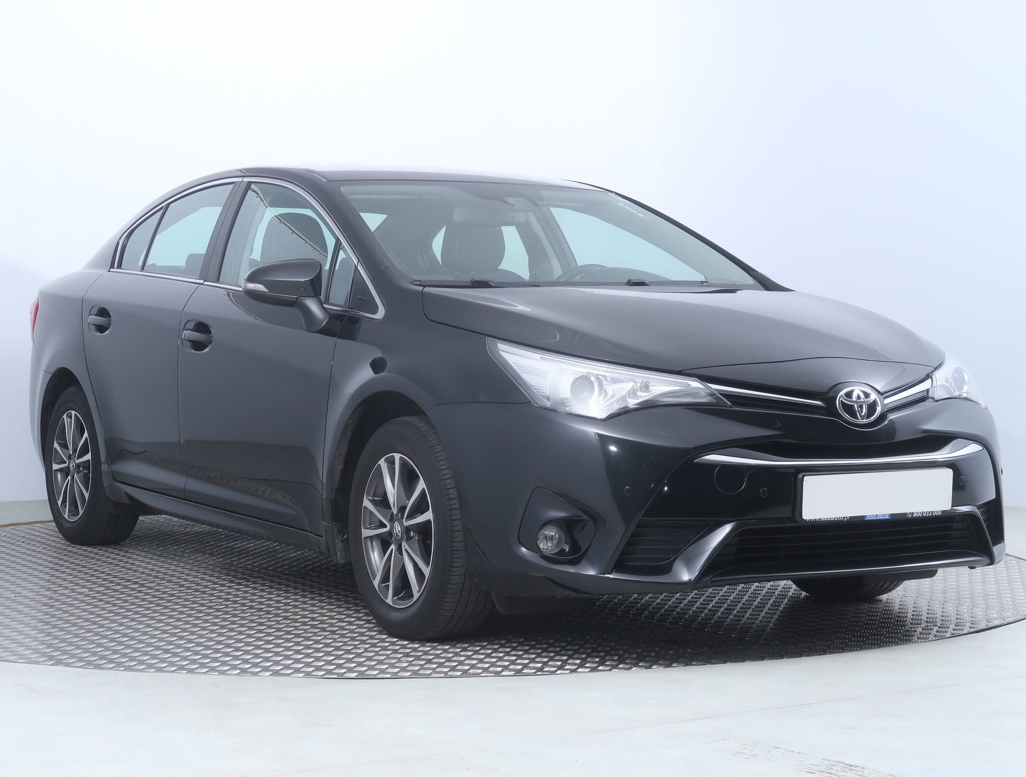 Toyota Avensis 1.8 VVT-i Sedan 2015 - 1