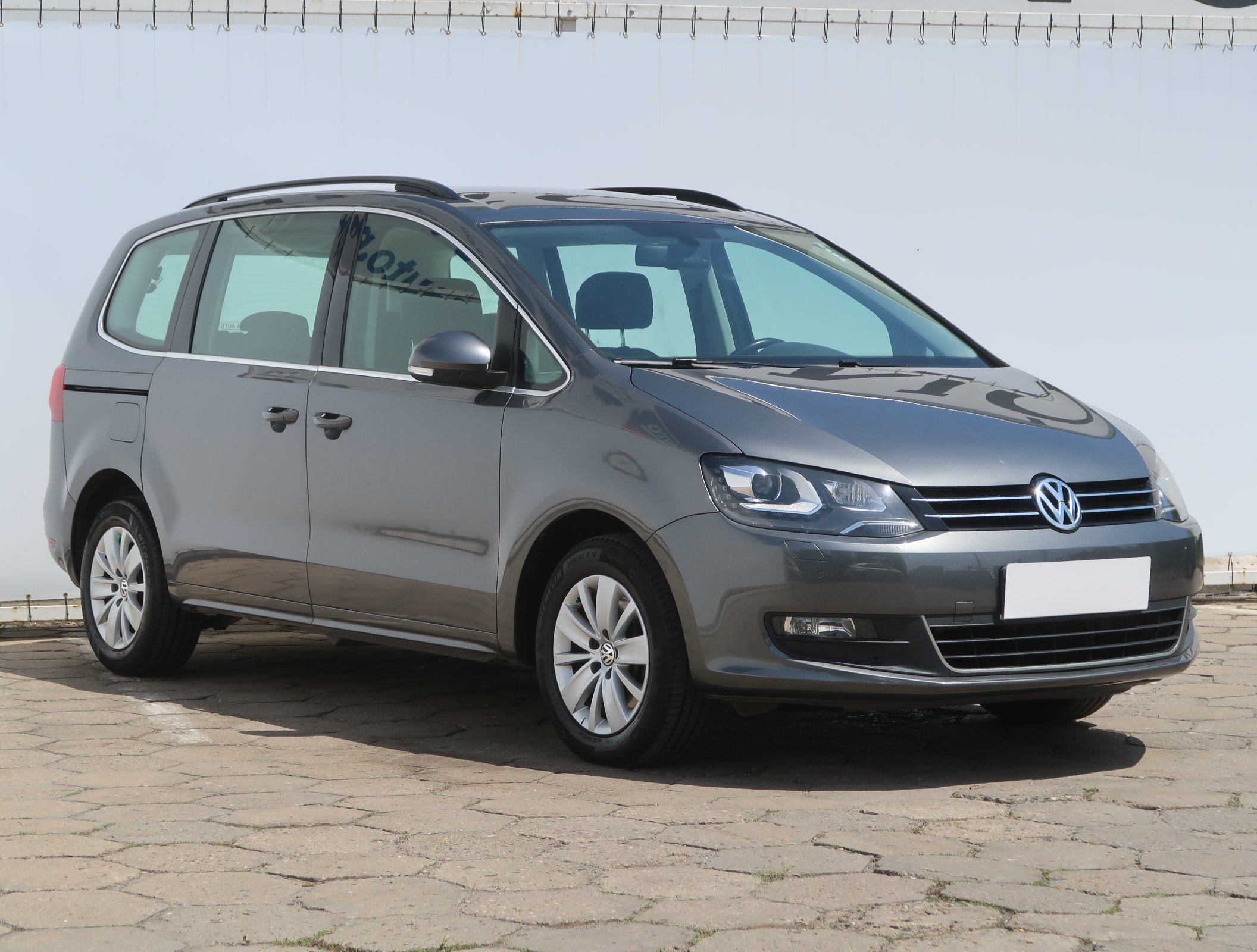 Volkswagen Sharan 2.0 TDI SUV 2015 - 1