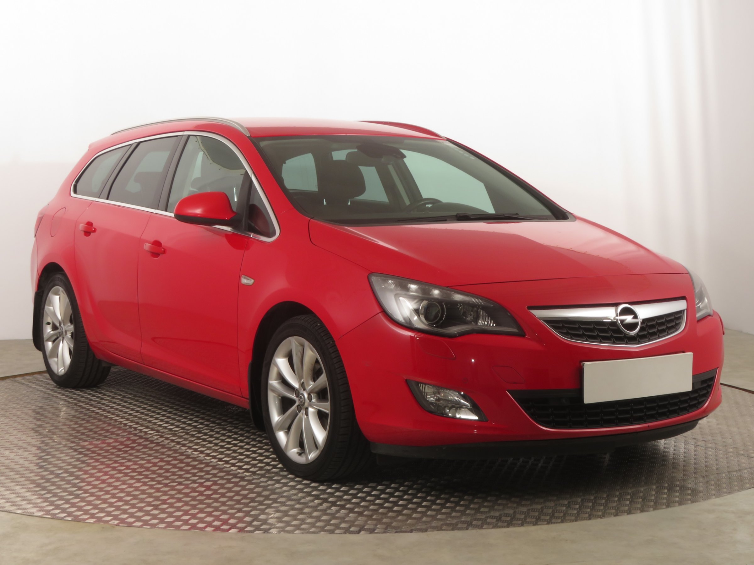 Opel Astra 1.4 Turbo ecoFLEX Kombi 2011 - 1