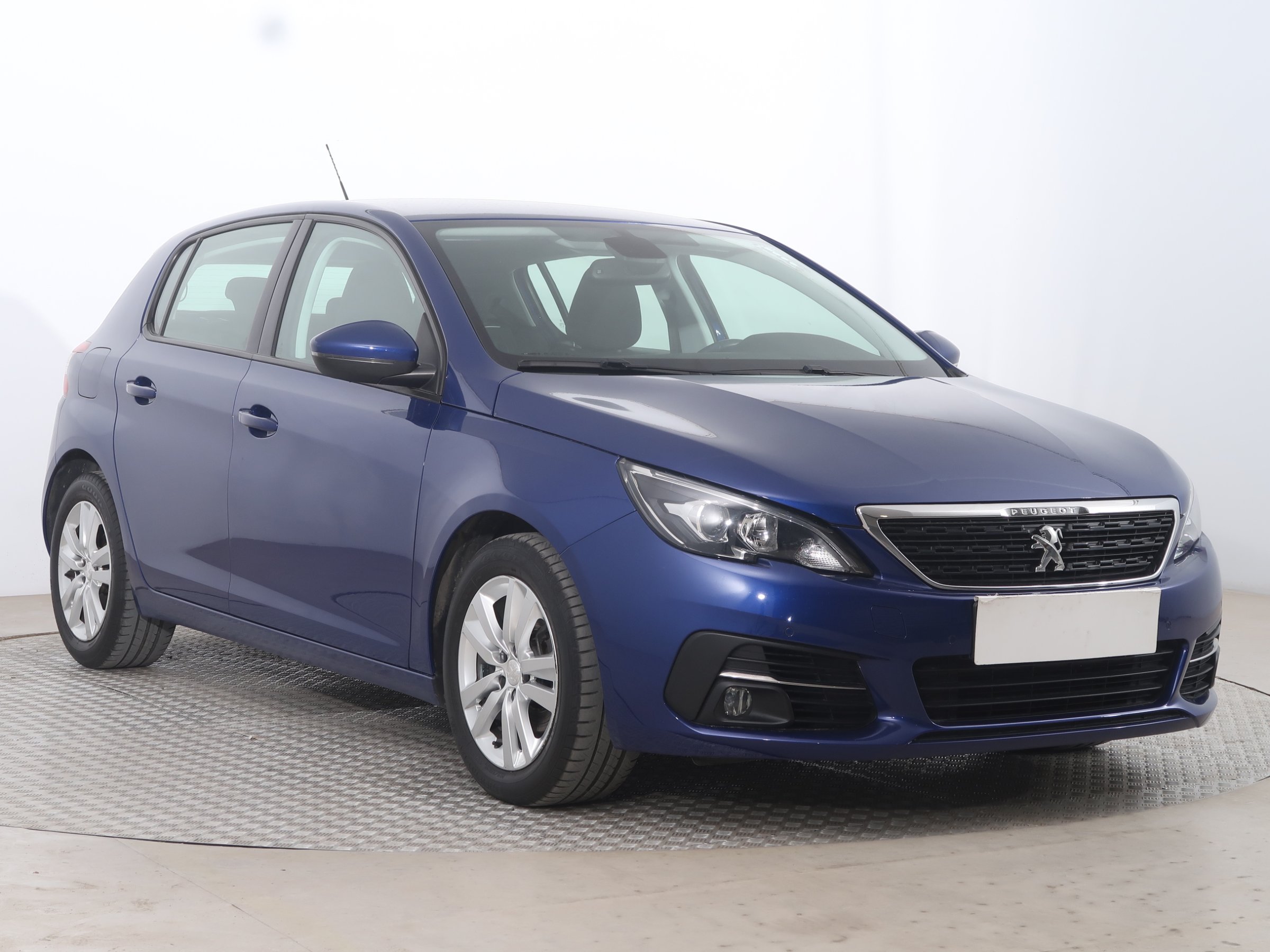 Peugeot 308 1.2 PureTech Hatchback 2018 - 1