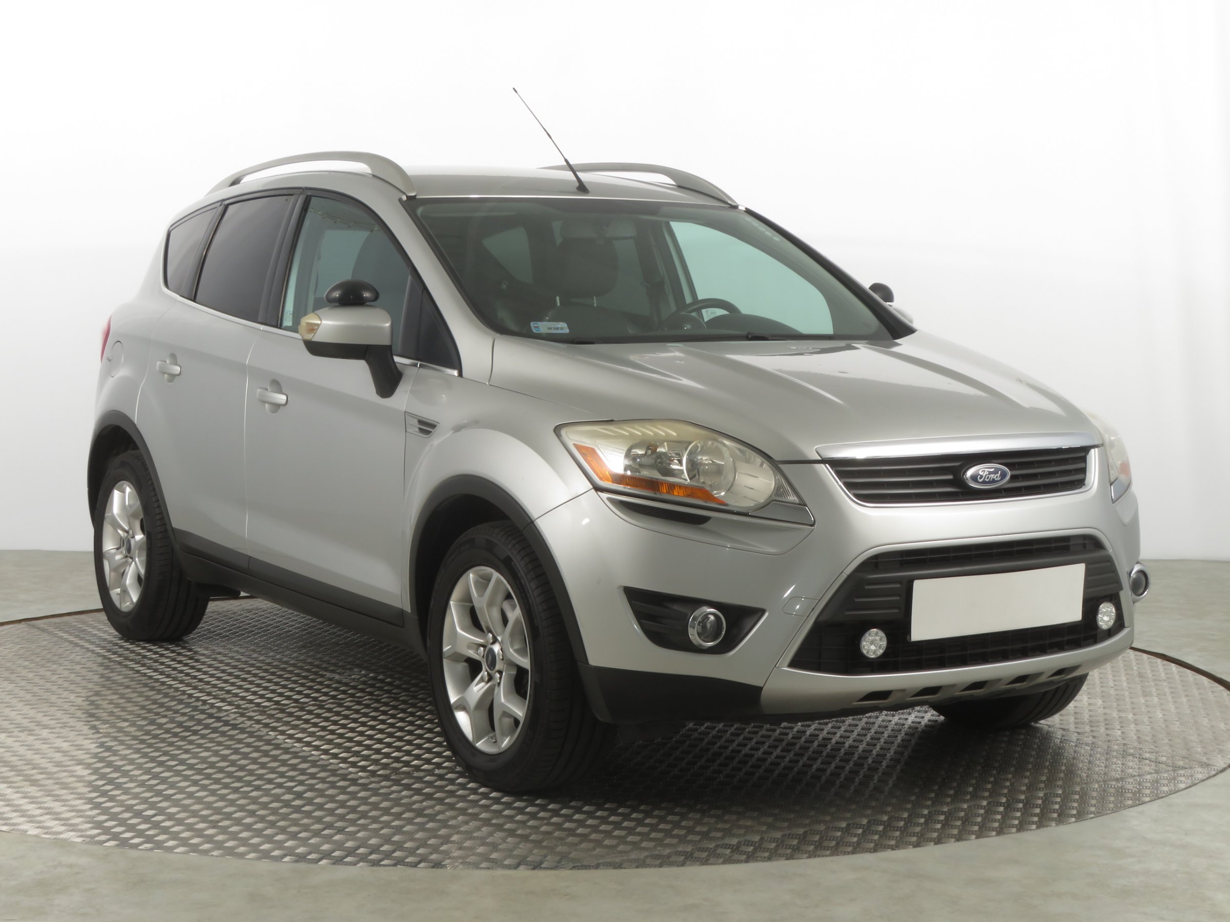 Ford Kuga 2.0 TDCi SUV 2010 - 1