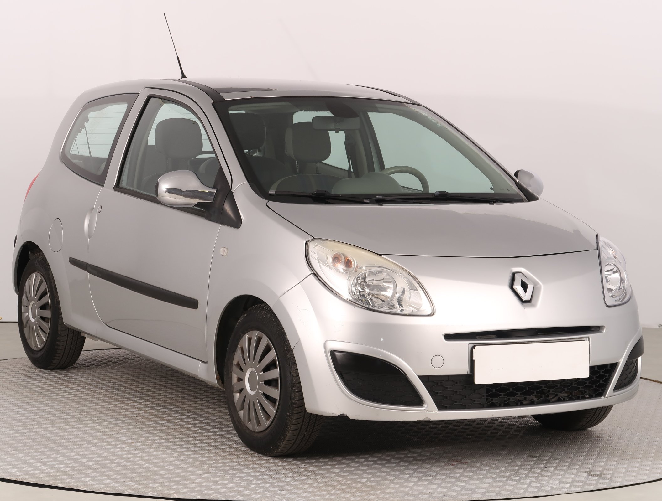 Renault Twingo 1.2 MPI Hatchback 2008 - 1