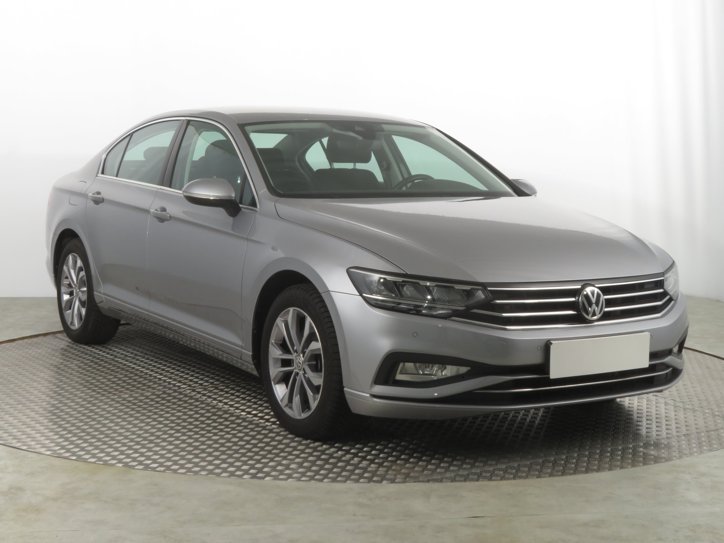 Volkswagen Passat 2.0 TSI Sedan 2020 - 1