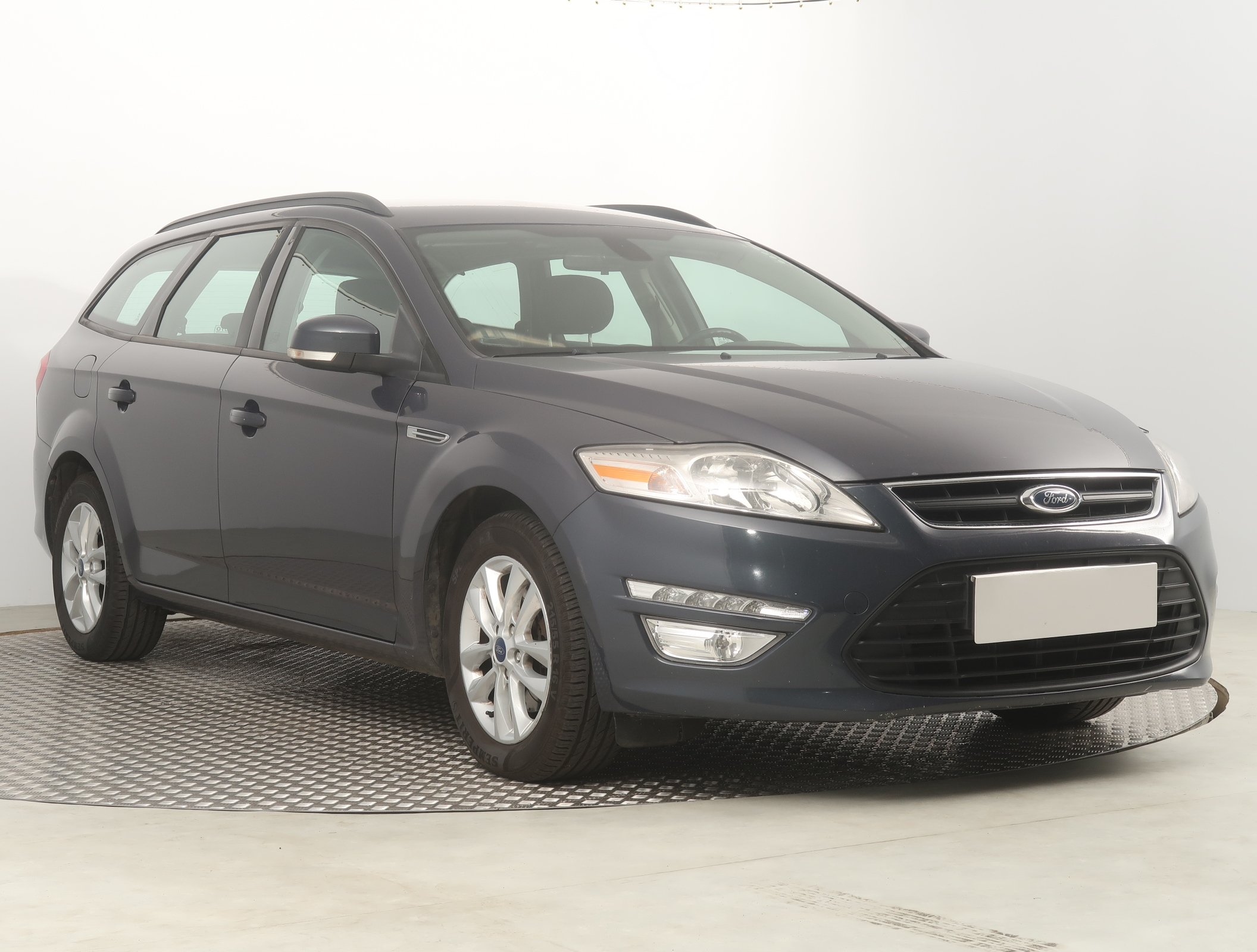 Ford Mondeo 1.6 EcoBoost Wagon 2013 - 1