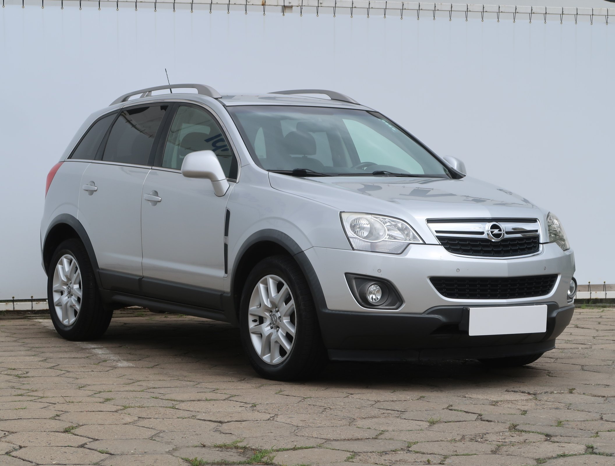 Opel Antara 2.2 CDTI 4x4 SUV 2011 - 1