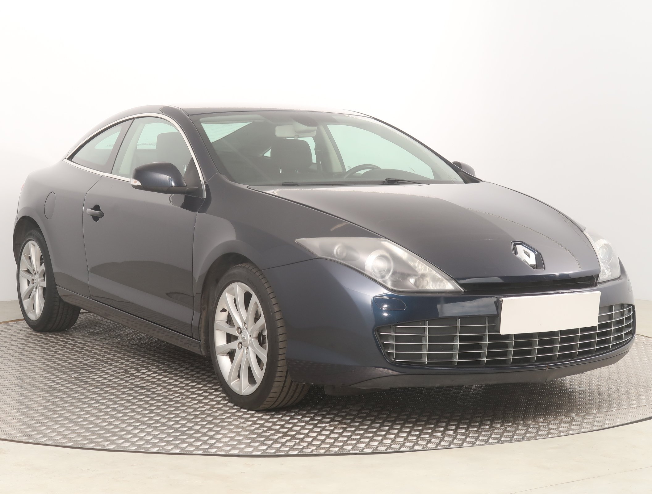 Renault Laguna 2.0 dCi Coupe 2010 - 1