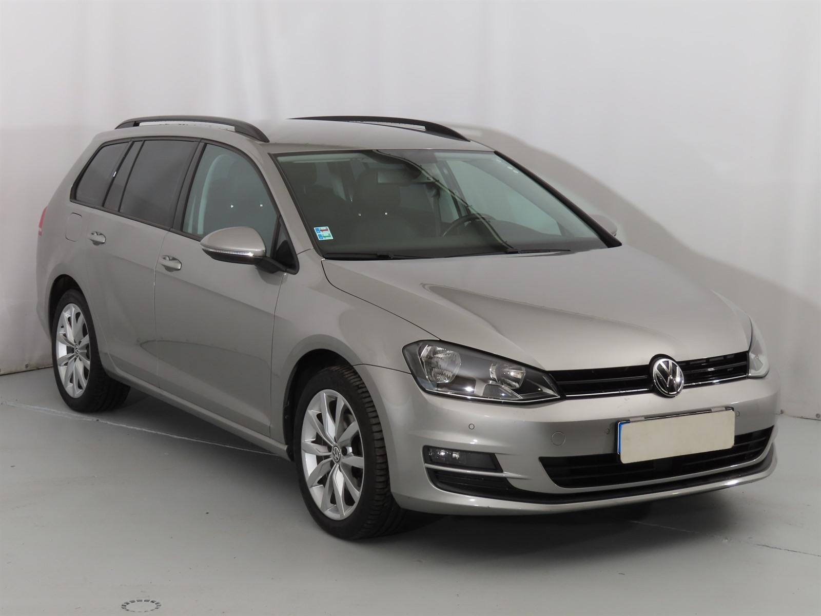 Volkswagen Golf 1.6 TDI Wagon 2019 - 1