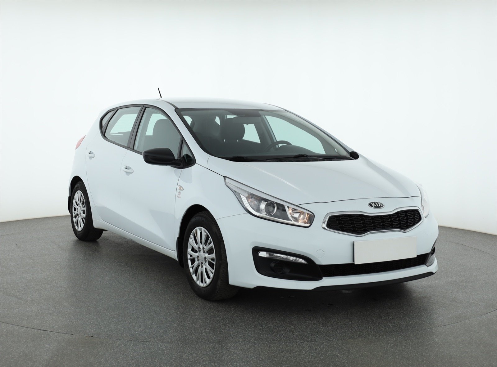 Kia Ceed 1.4 CVVT Hatchback 2016 - 1