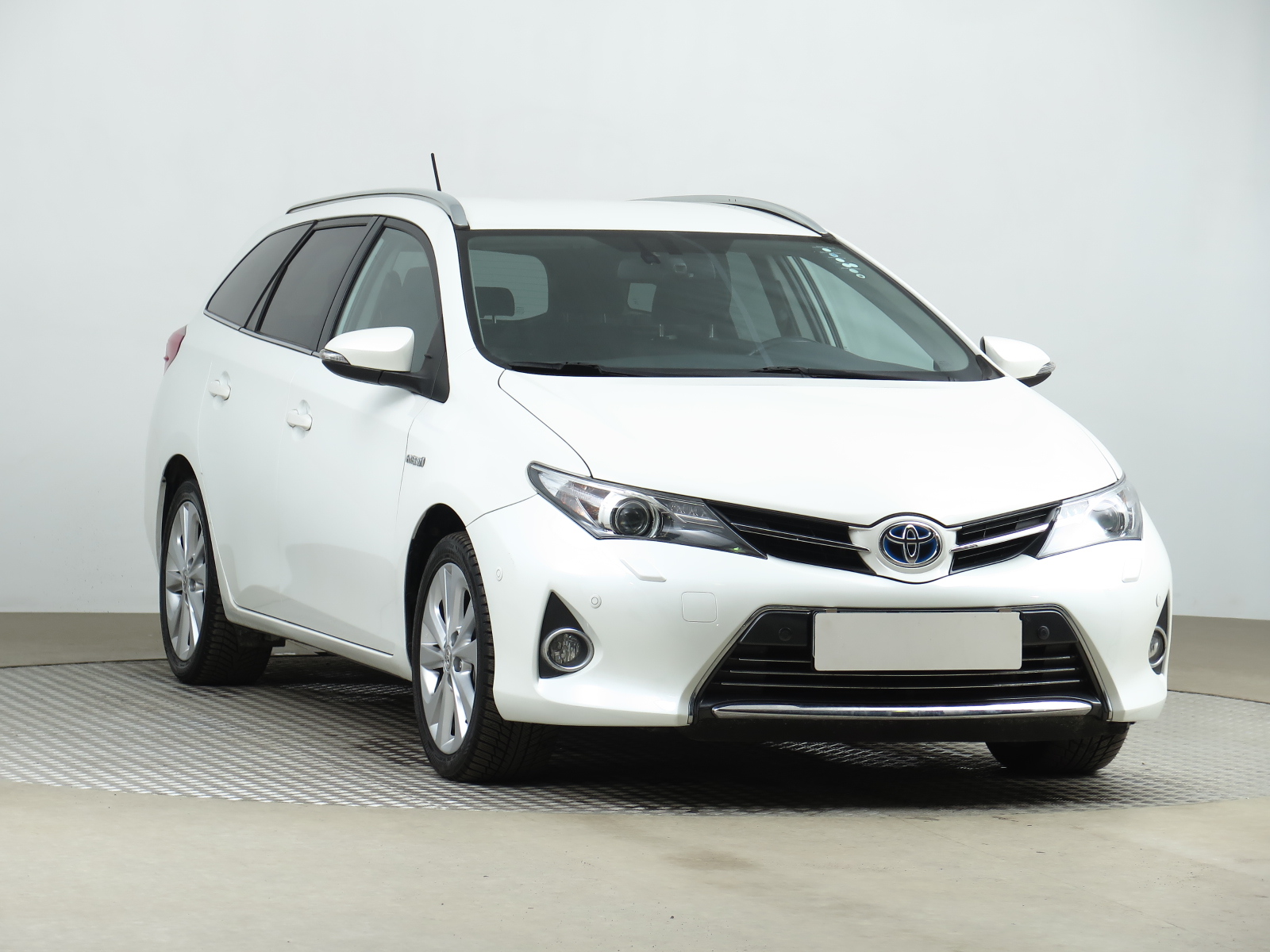 Toyota Auris 1.8 VVT-i Hybrid Wagon 2017 - 1