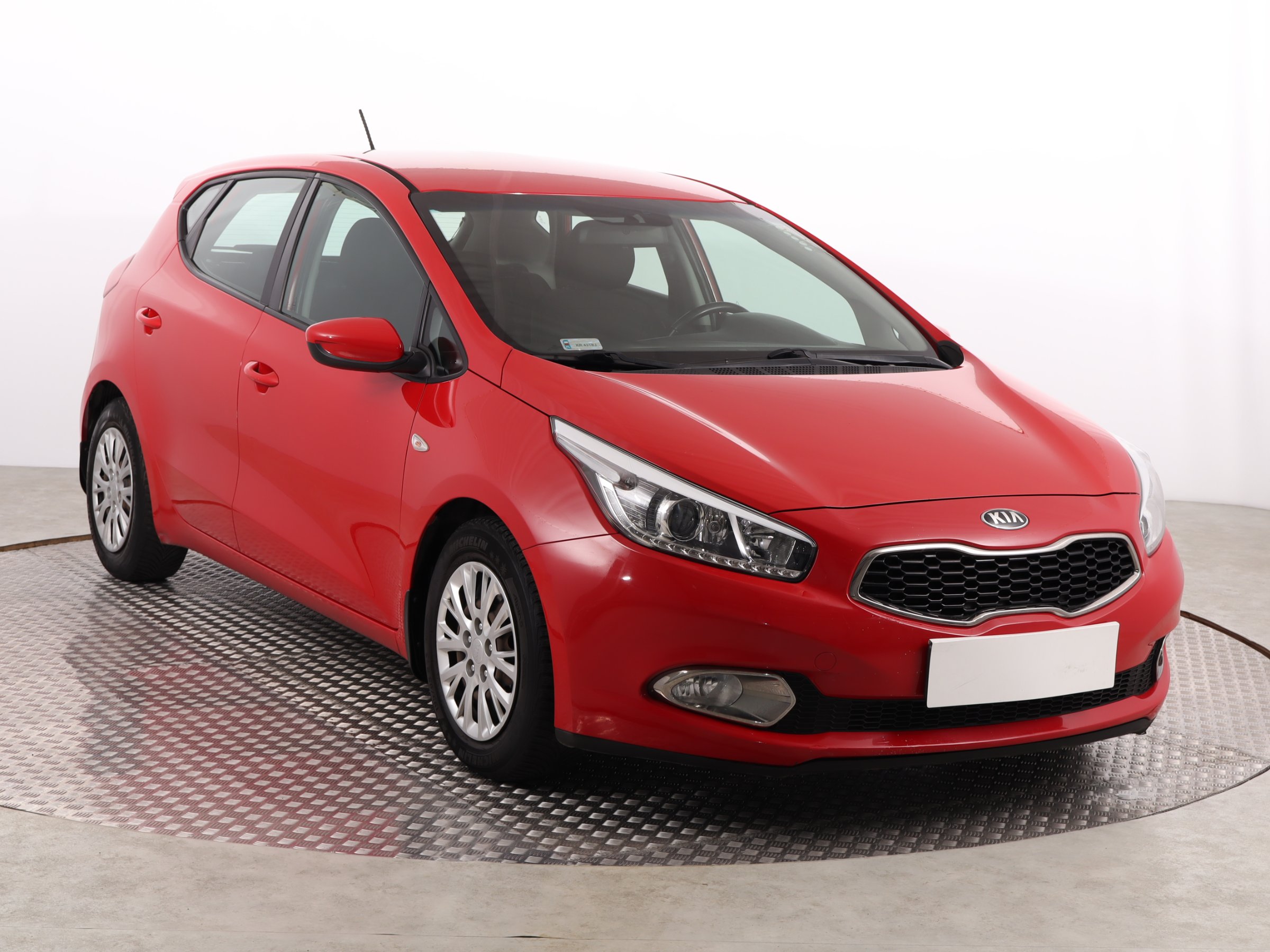 Kia Ceed 1.4 CVVT Hatchback 2013 - 1