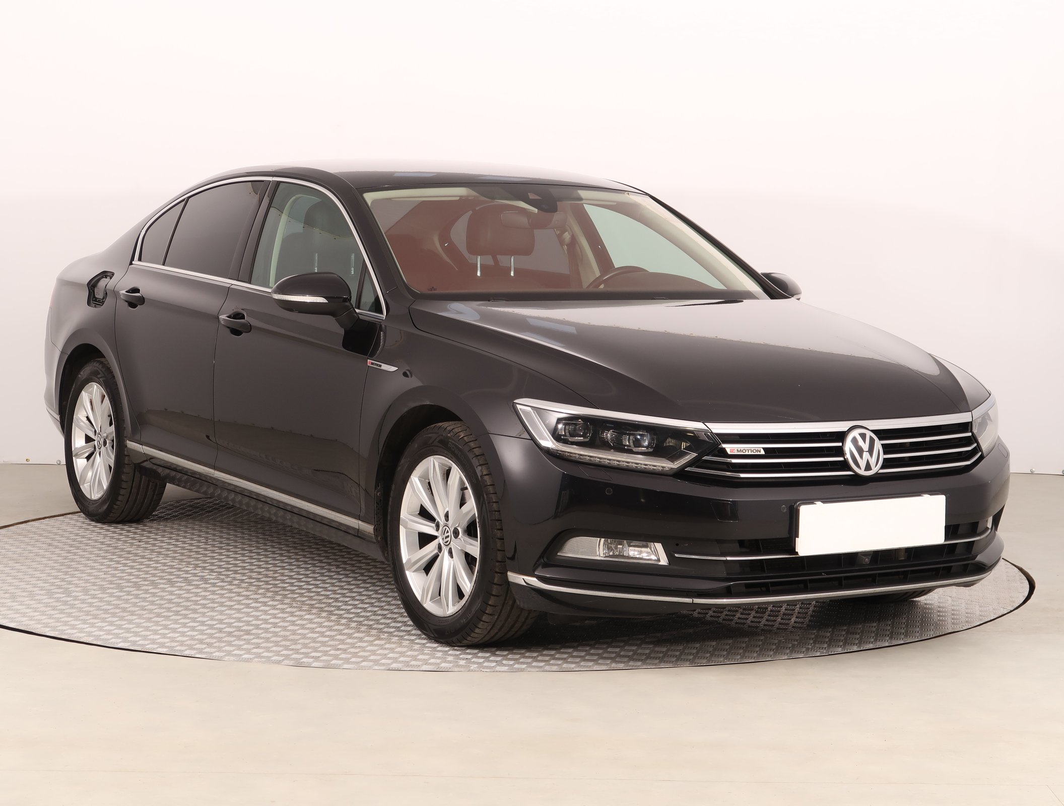 Volkswagen Passat 2.0 TDI 4Motion Sedan 2016 - 1