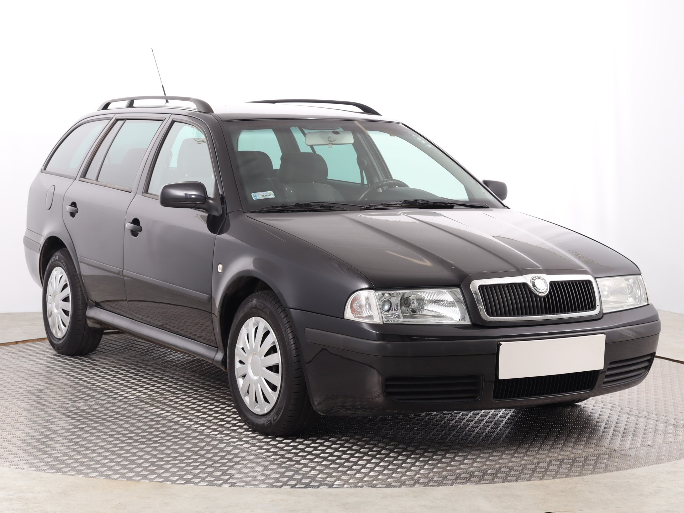 Skoda Octavia 2.0 MPI Kombi 2003 - 1