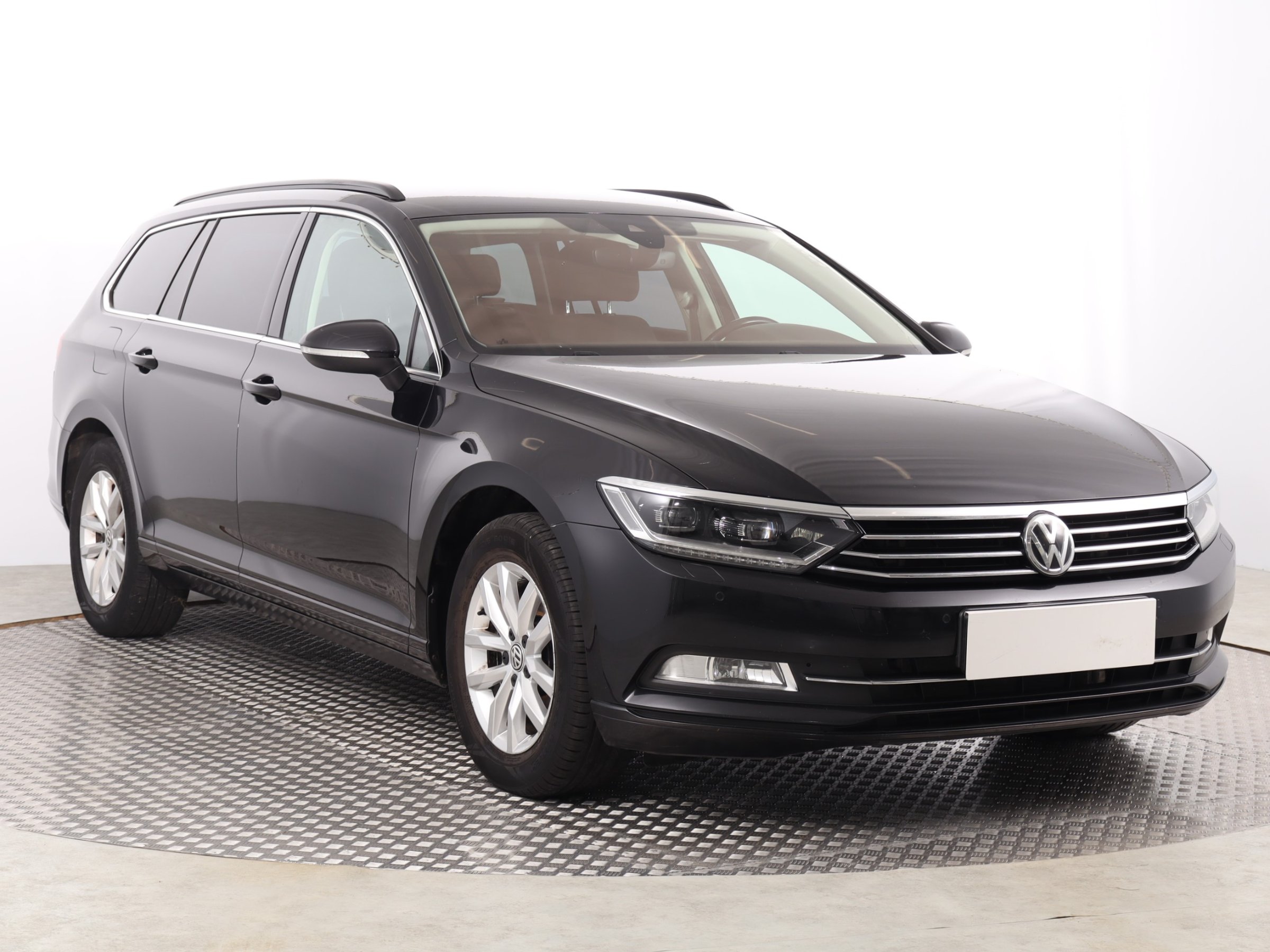 Volkswagen Passat 1.8 TSI Kombi 2018 - 1