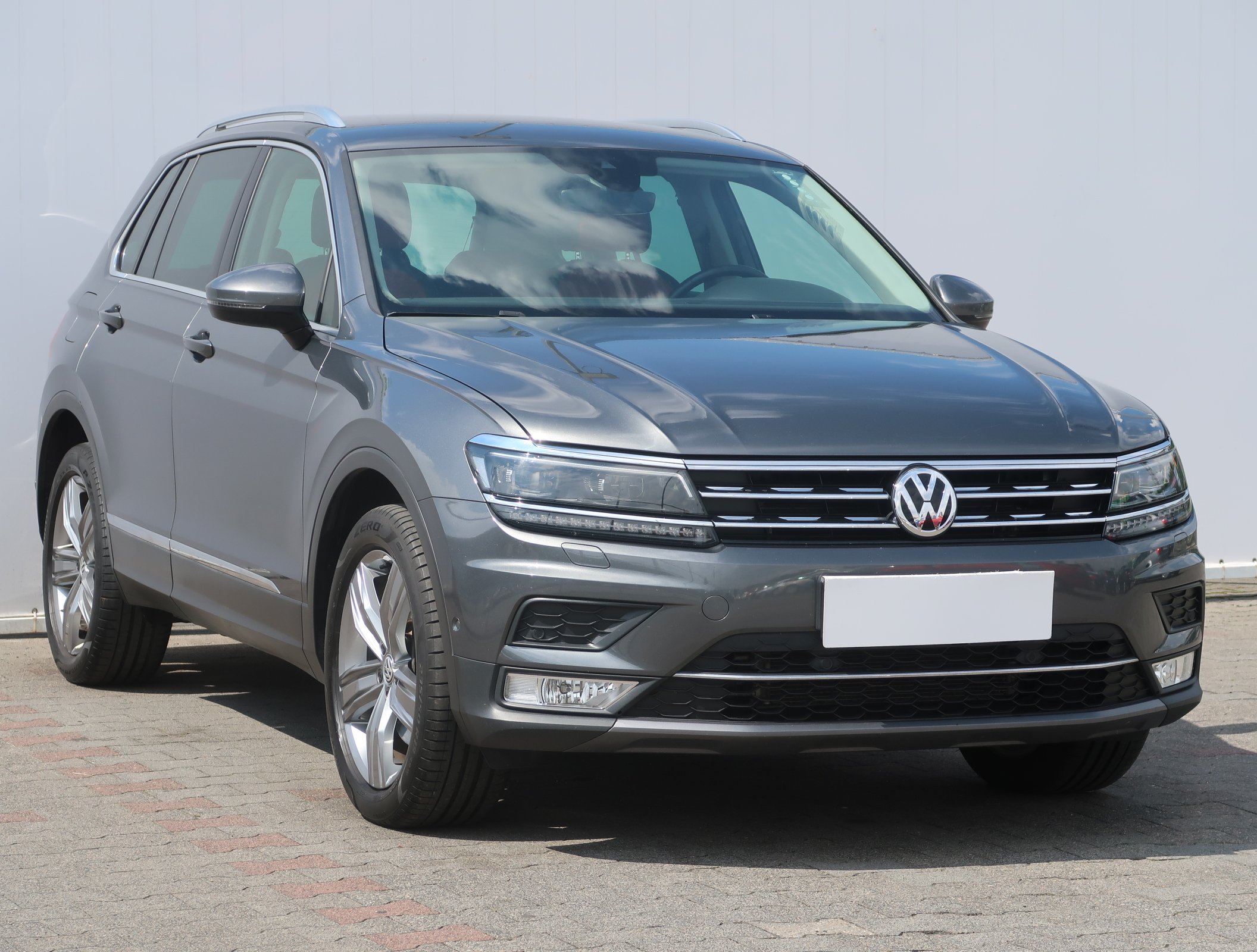 Volkswagen Tiguan 2.0 BiTDI 4Motion SUV 2016 - 1