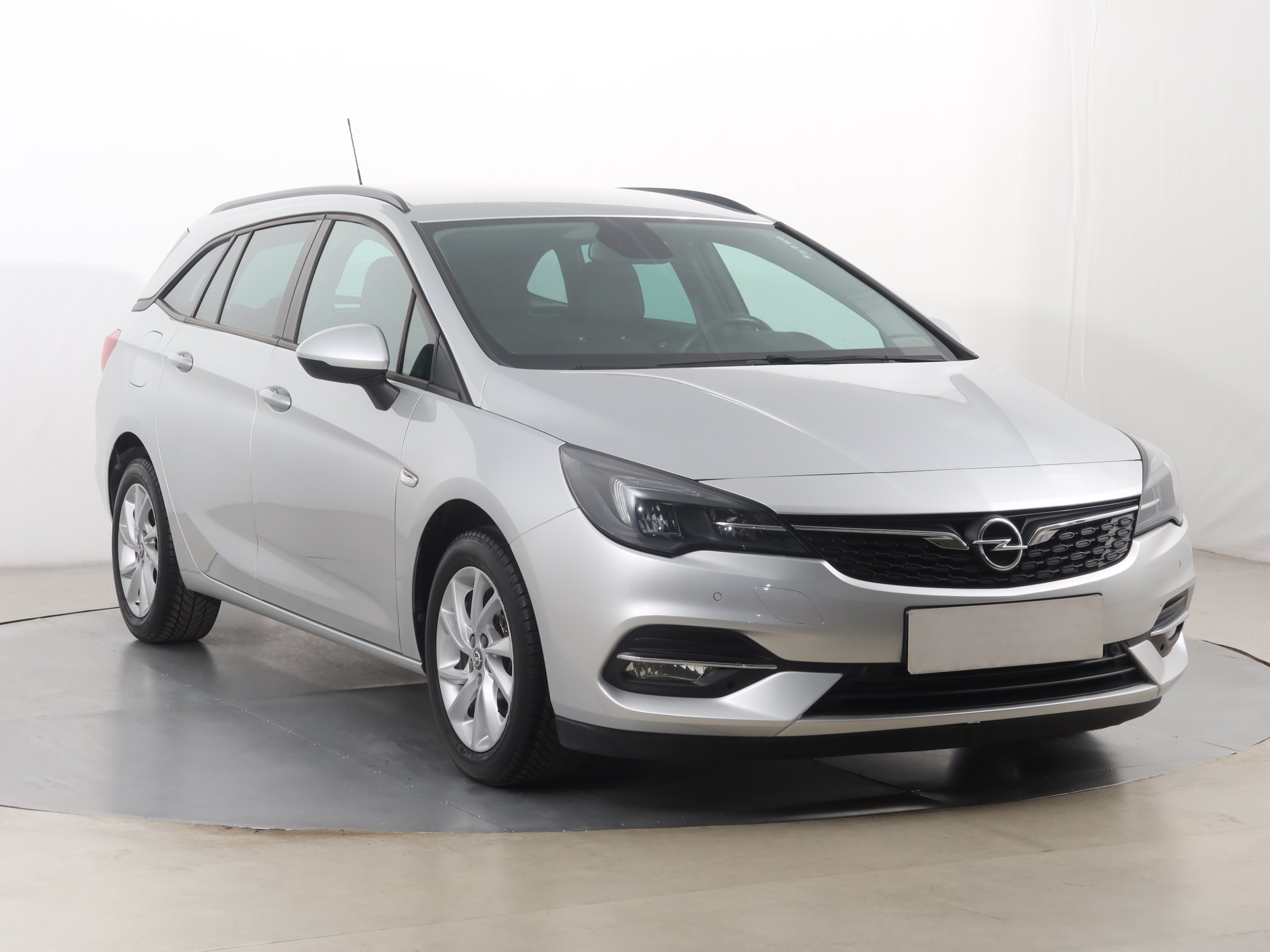 Opel Astra 1.2 Turbo Wagon 2020 - 1