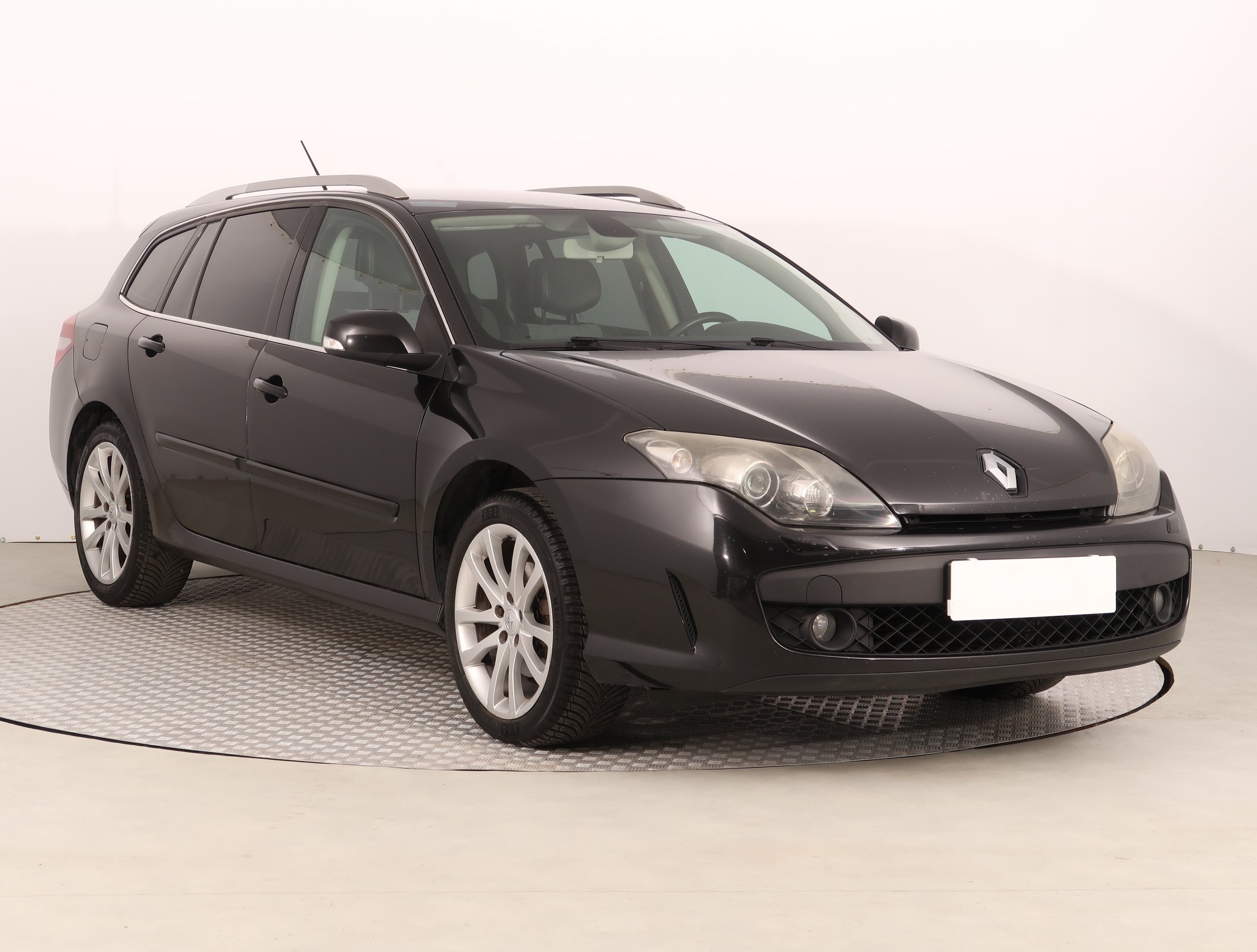 Renault Laguna 2.0 dCi Kombi 2010 - 1