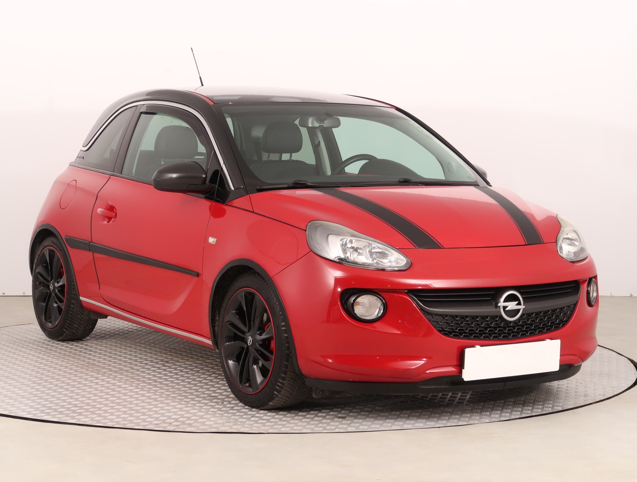 Opel Adam 1.2 ecoFLEX Hatchback 2013 - 1