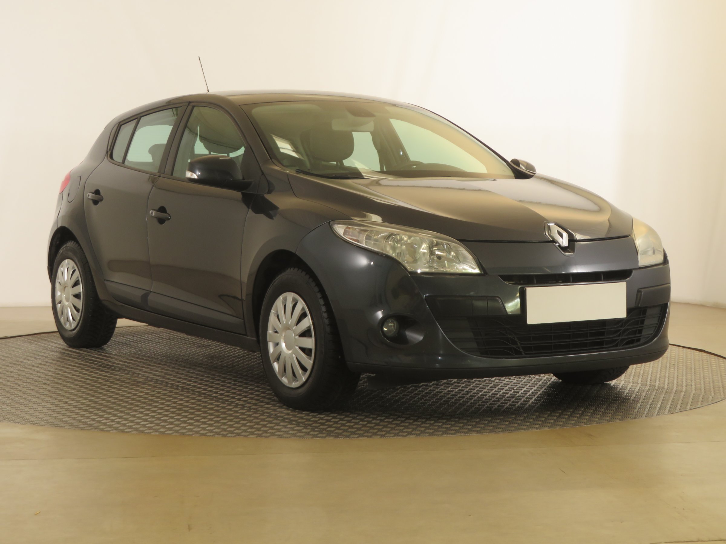 Renault Megane 1.6 MPI Hatchback 2009 - 1