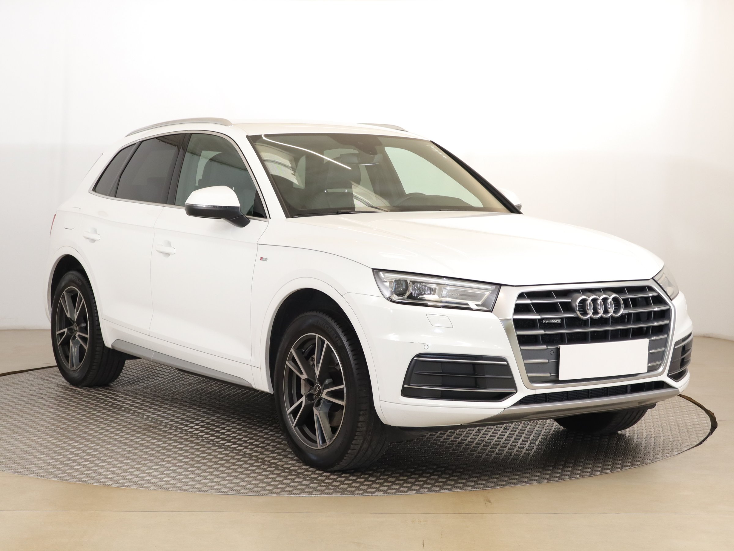 Audi Q5 S line 2.0 TDI quattro SUV 2017 - 1