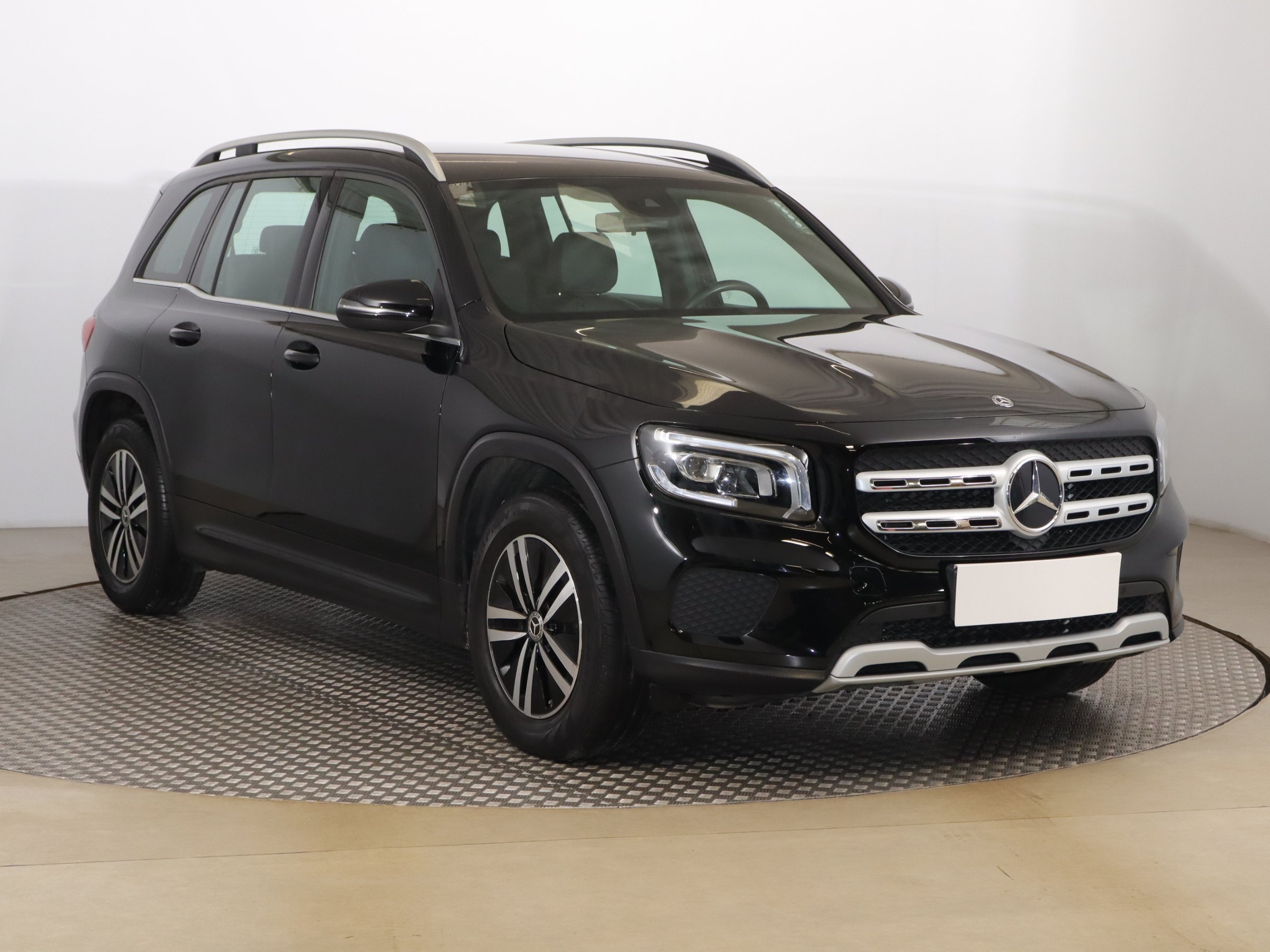 Mercedes-Benz GLB 200 SUV 2019 - 1