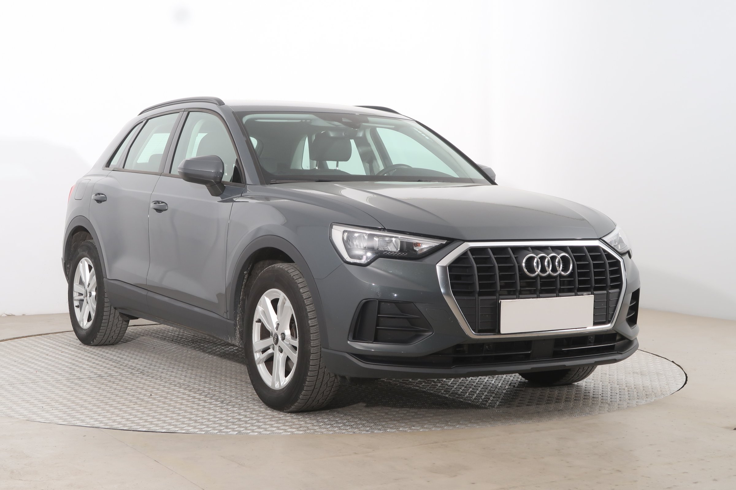 Audi Q3 35 TFSI SUV 2022 - 1