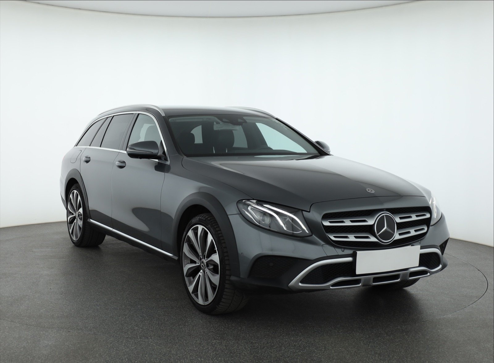 Mercedes-Benz E 220d 4Matic All-Terrain Kombi 2018 - 1