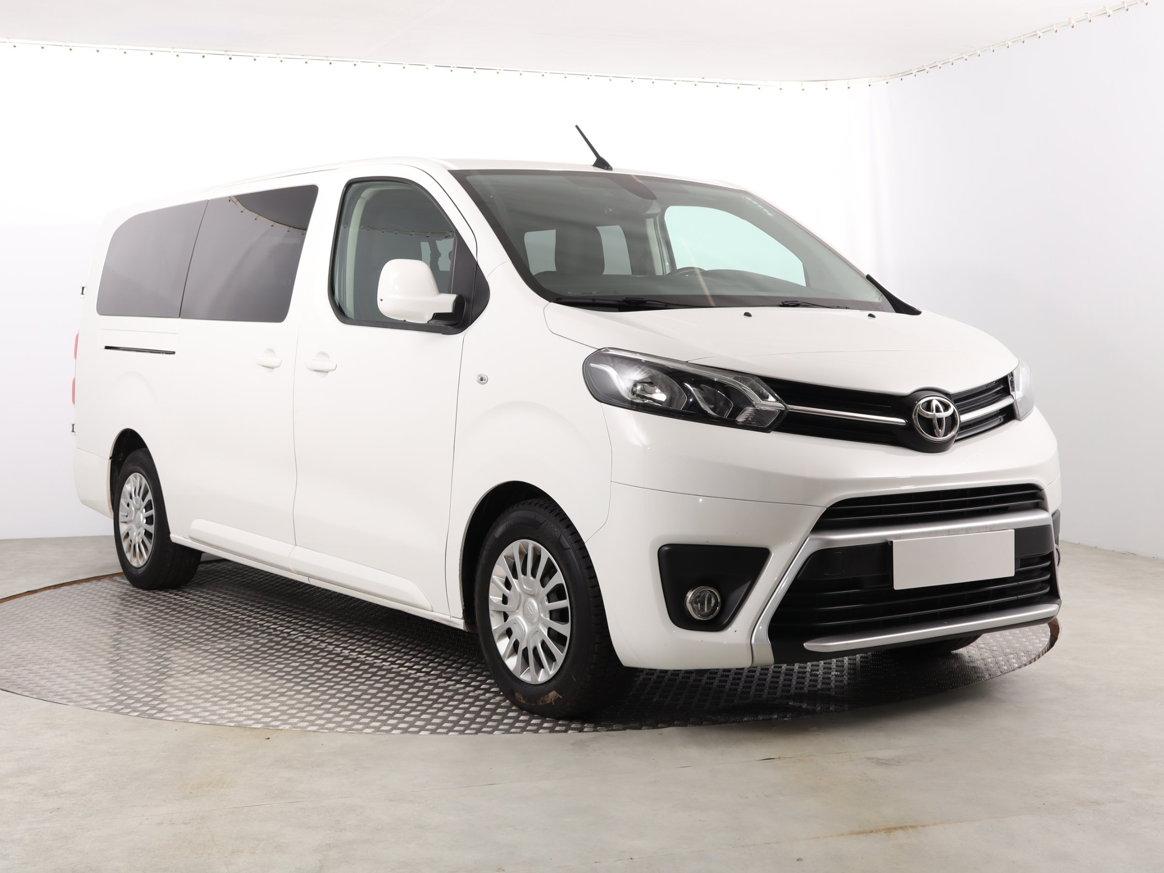 Toyota Proace 2.0 D-4D Furgon 2022 - 1