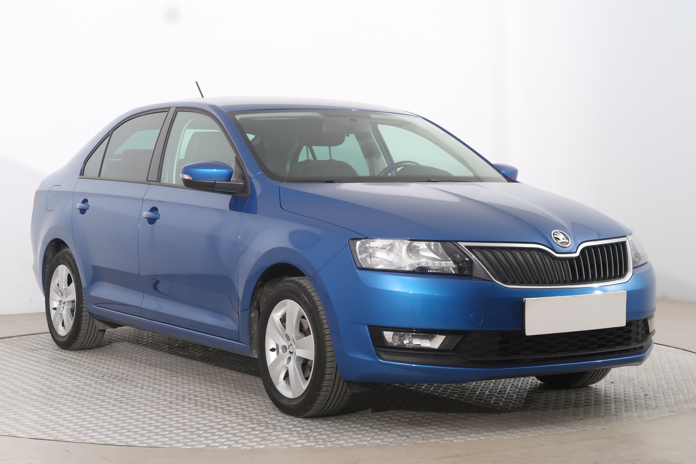 Skoda Rapid 1.0 TSI Hatchback 2018 - 1