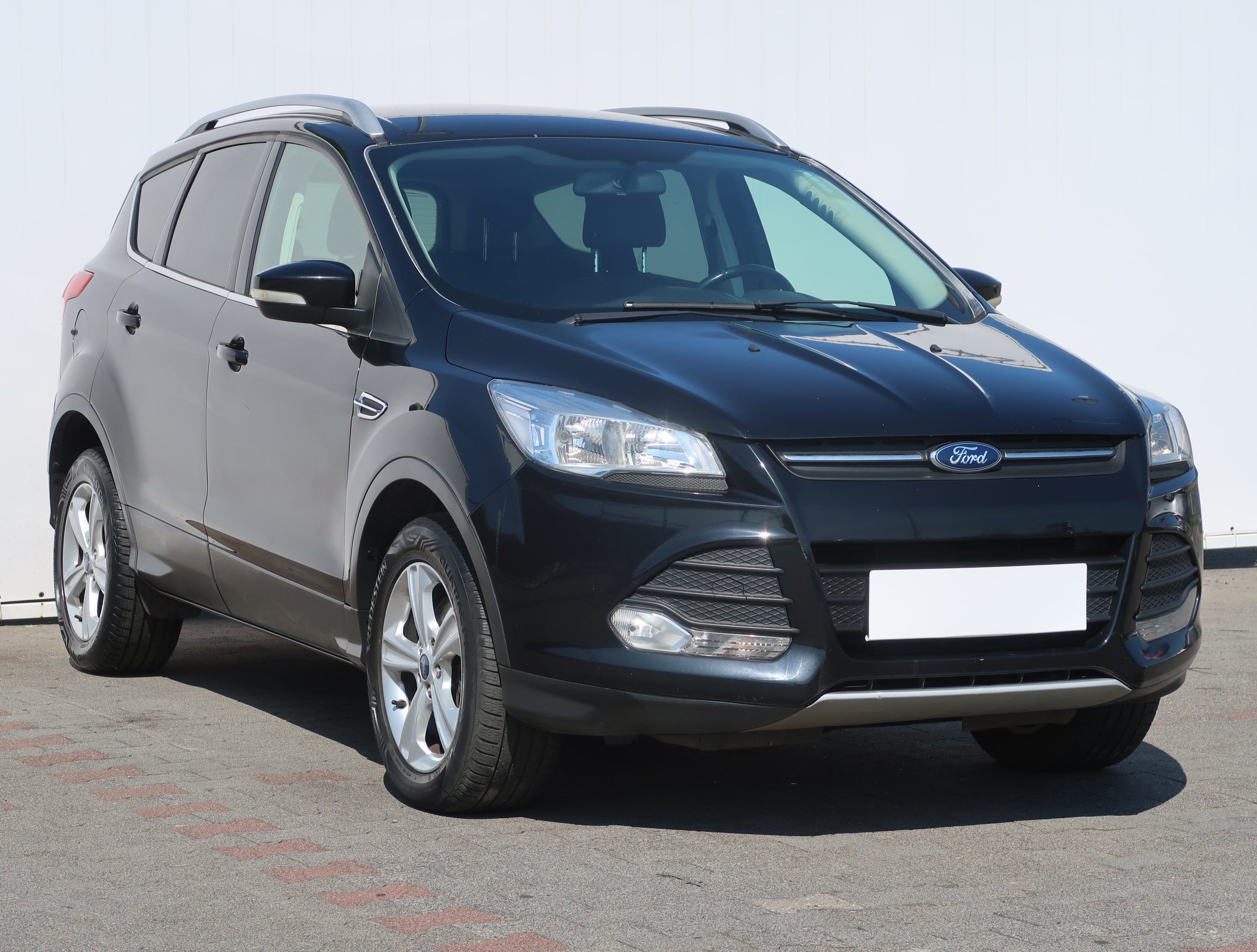 Ford Kuga 2.0 TDCi SUV 2015 - 1