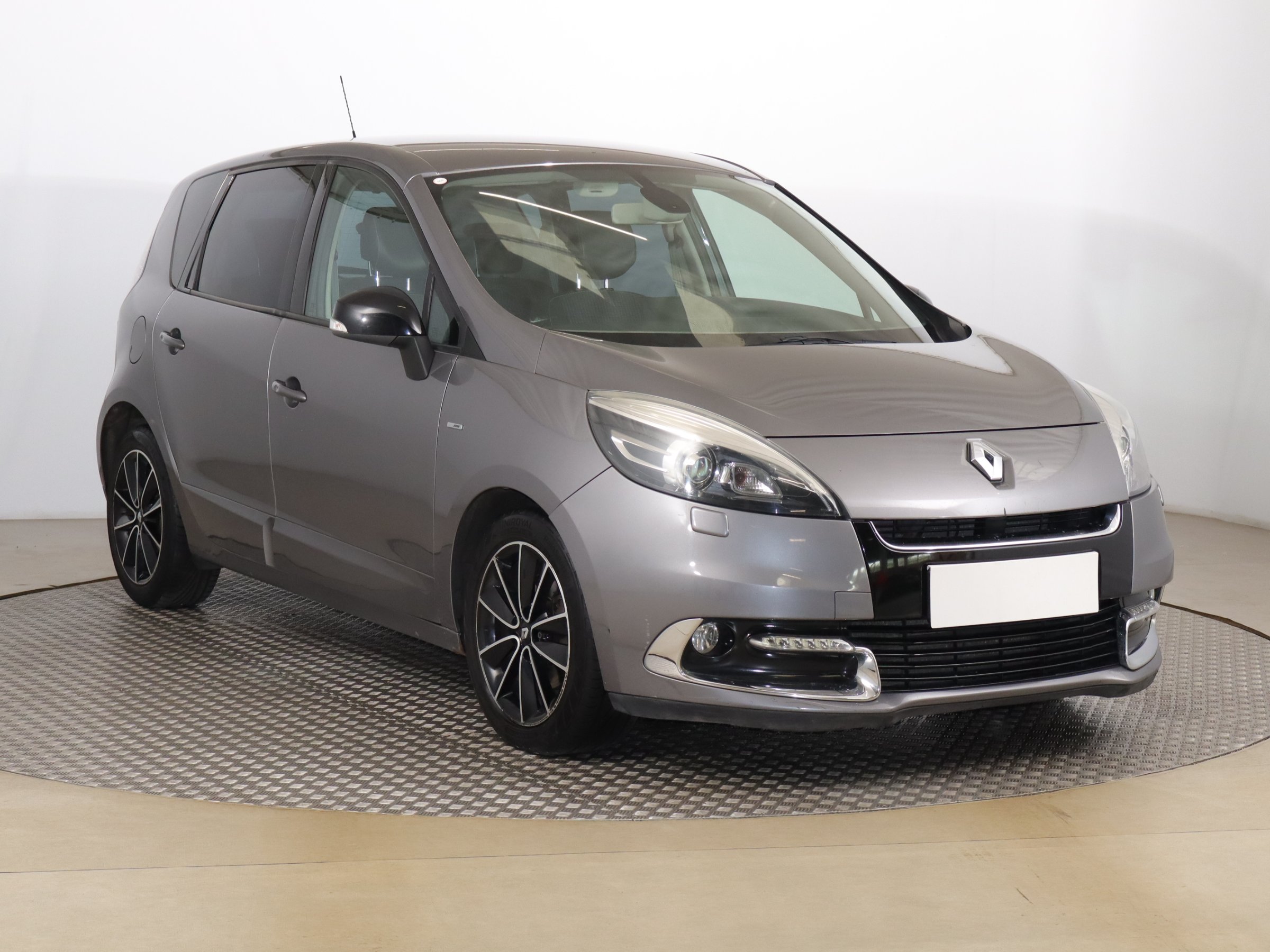 Renault Scenic 1.6 dCi SUV 2013 - 1