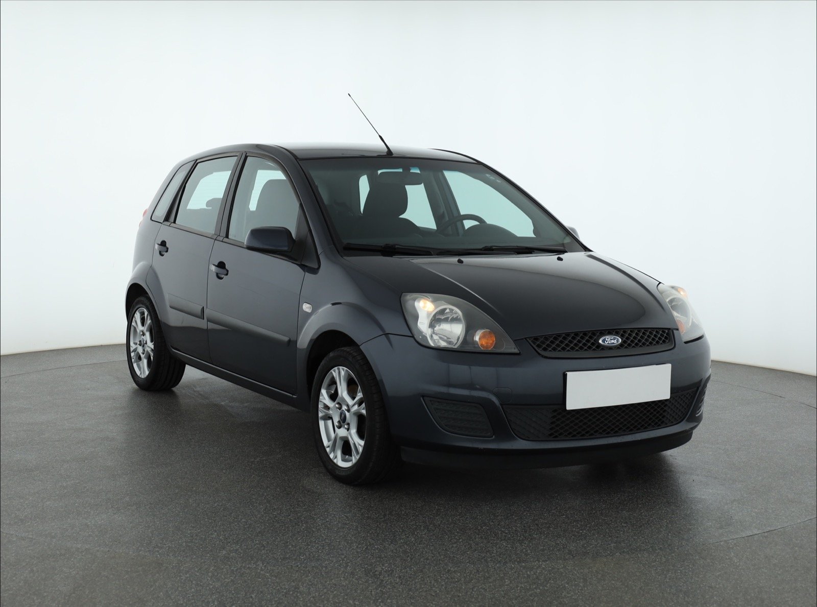 Ford Fiesta 1.4 Duratec Hatchback 2008 - 1