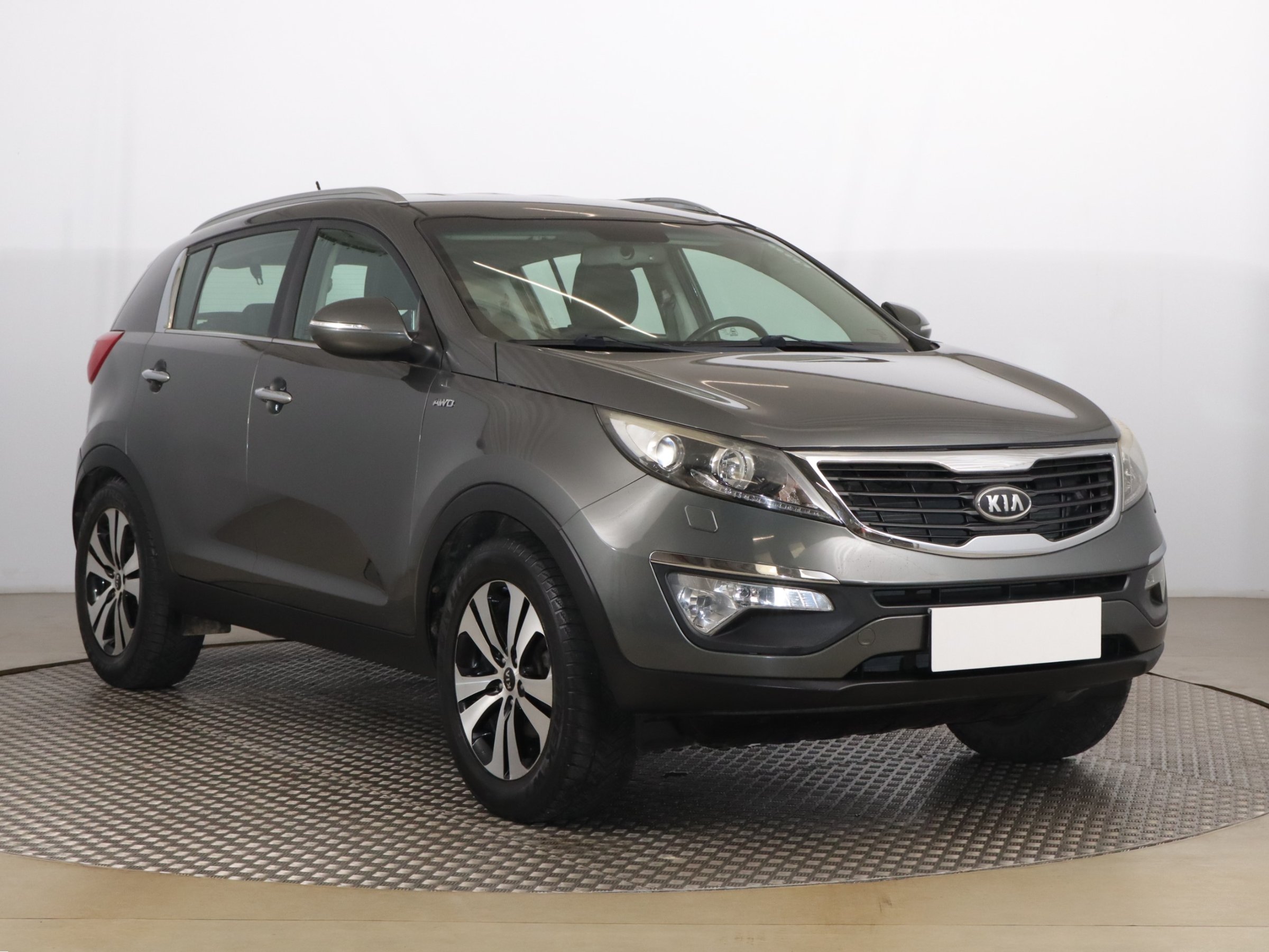 Kia Sportage 2.0 CVVT AWD SUV 2010 - 1