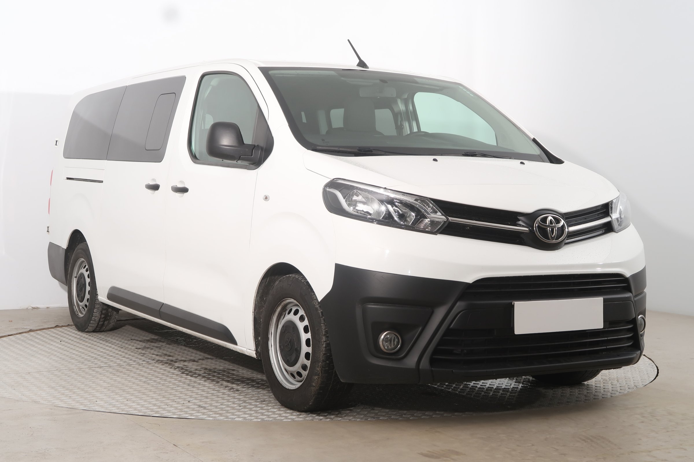 Toyota Proace 2.0 D-4D Furgon 2022 - 1