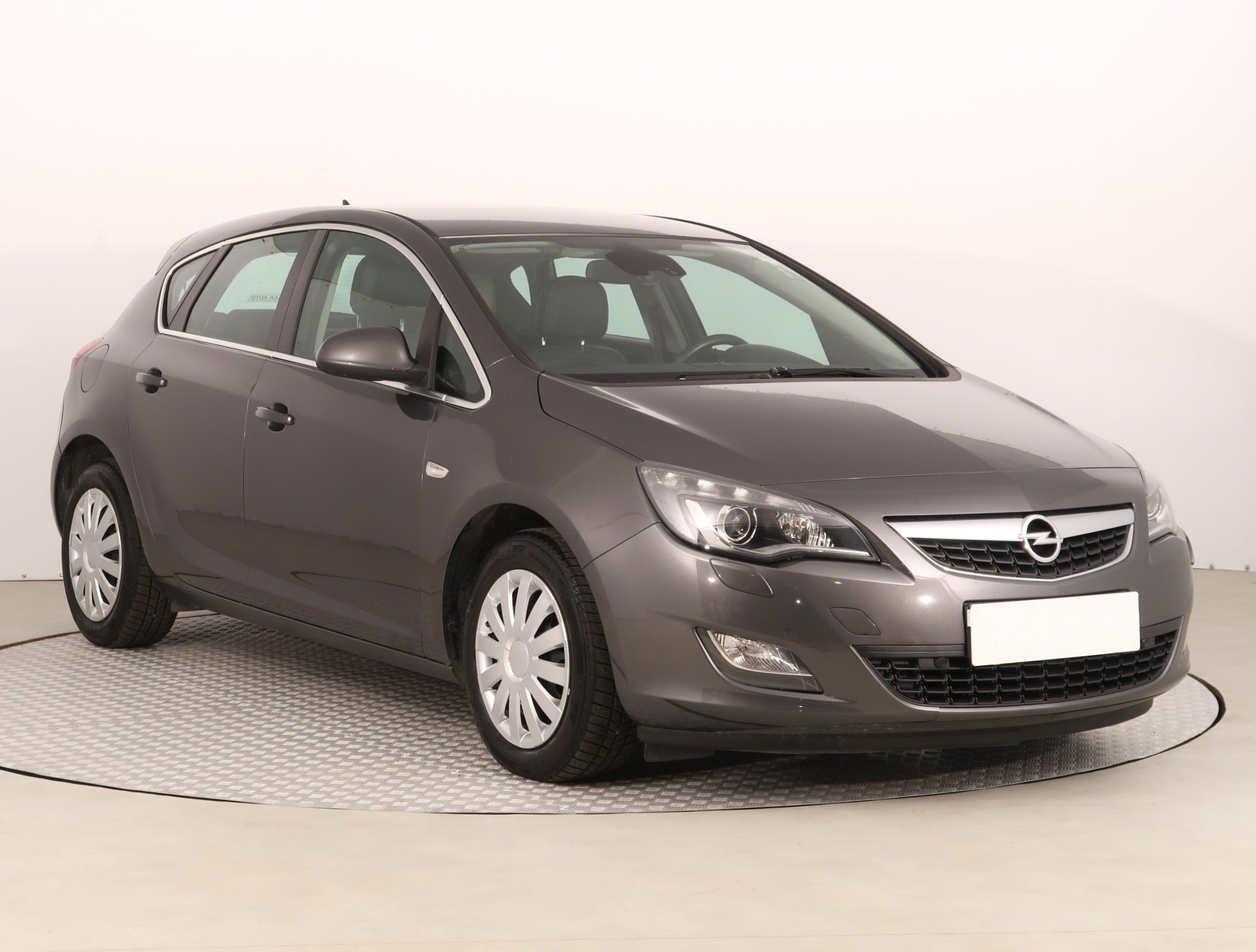 Opel Astra 1.6 Ecotec Hatchback 2010 - 1