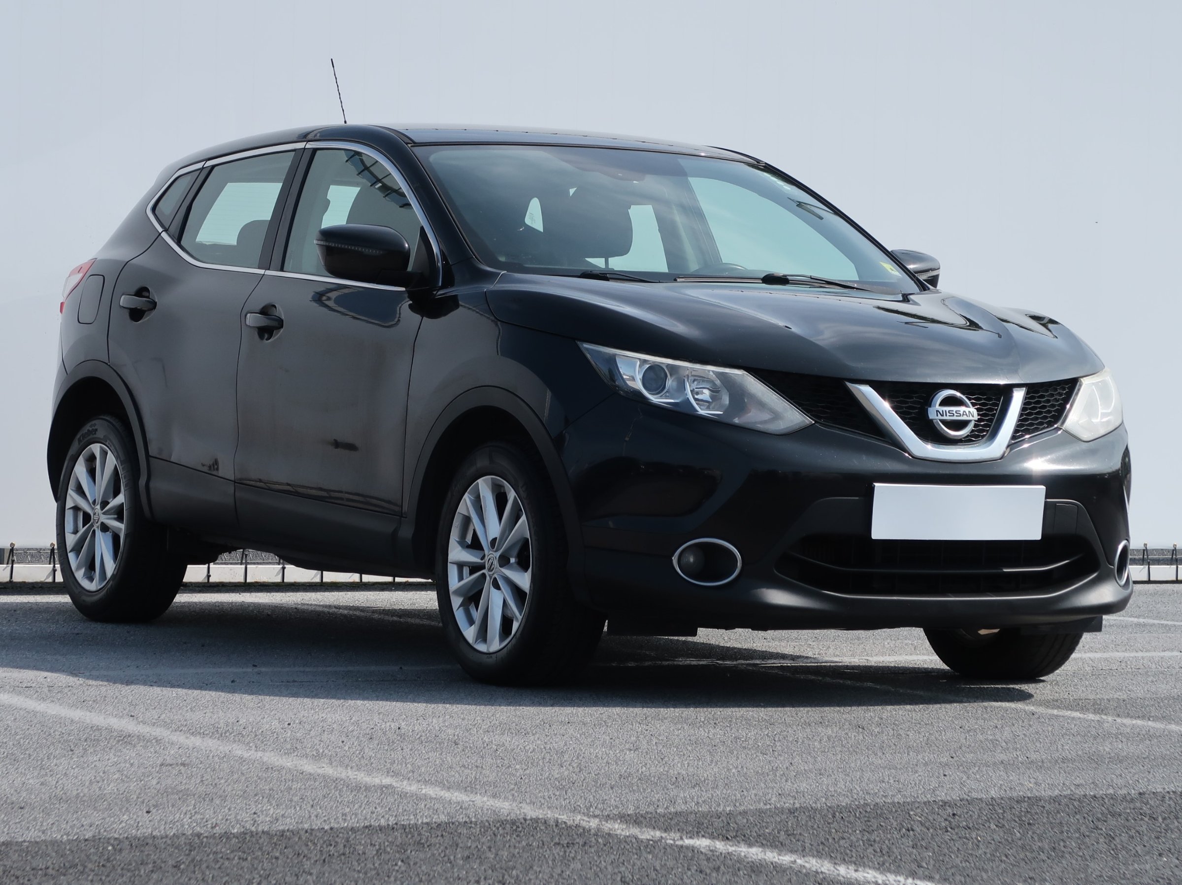 Nissan Qashqai 1.6 dCi SUV 2014 - 1